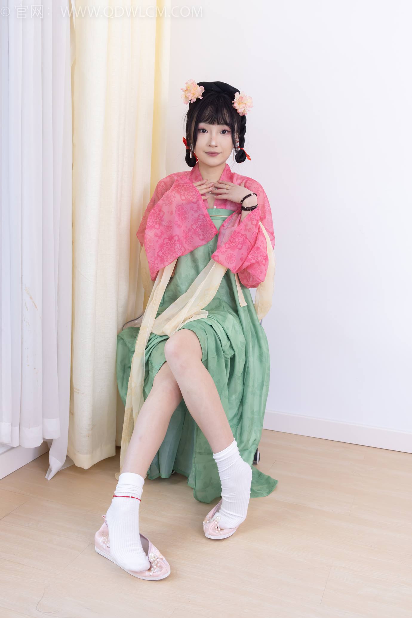 图片[108]-物恋传媒 NO.2297 嘟嘟-布鞋、白棉袜、古装、半脱袜子剧情[138P] – 速更版-美库