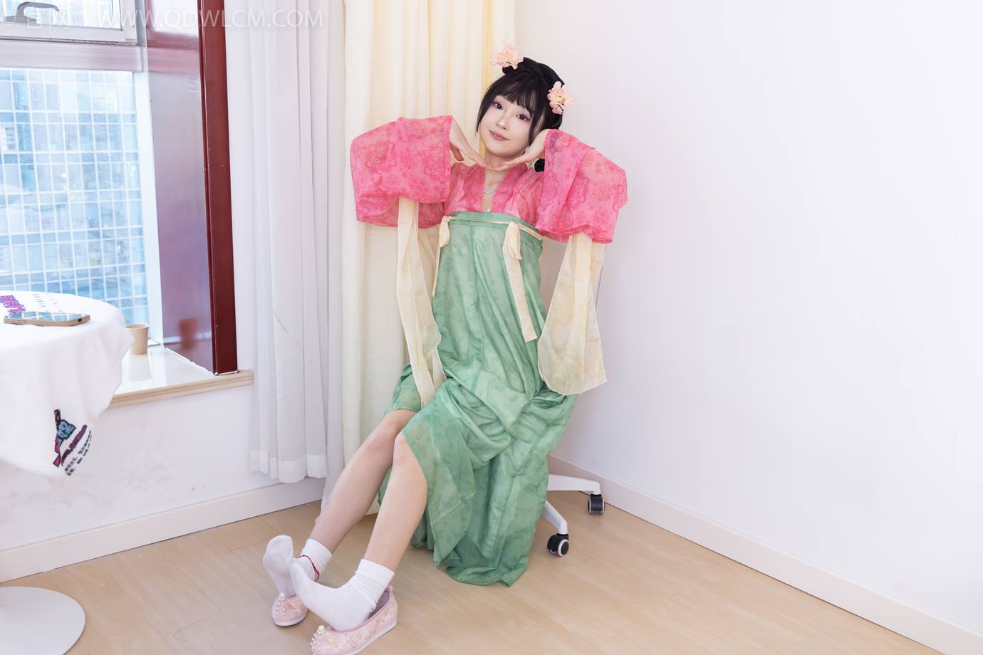 图片[114]-物恋传媒 NO.2297 嘟嘟-布鞋、白棉袜、古装、半脱袜子剧情[138P] – 速更版-美库