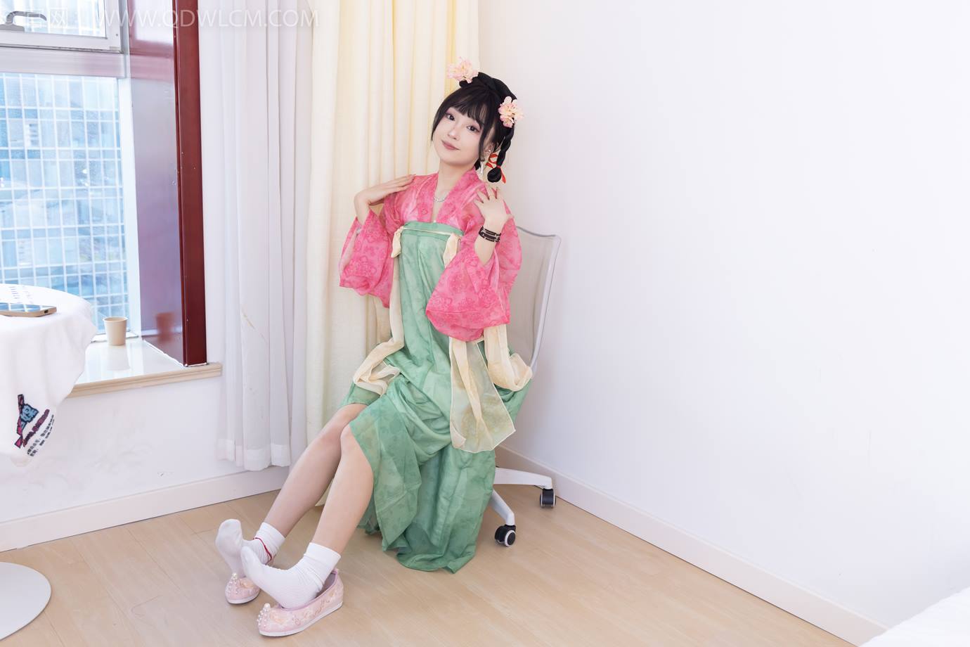 图片[116]-物恋传媒 NO.2297 嘟嘟-布鞋、白棉袜、古装、半脱袜子剧情[138P] – 速更版-美库