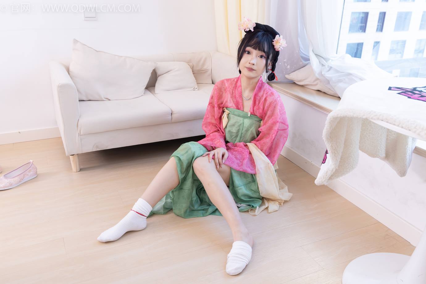 图片[124]-物恋传媒 NO.2297 嘟嘟-布鞋、白棉袜、古装、半脱袜子剧情[138P] – 速更版-美库