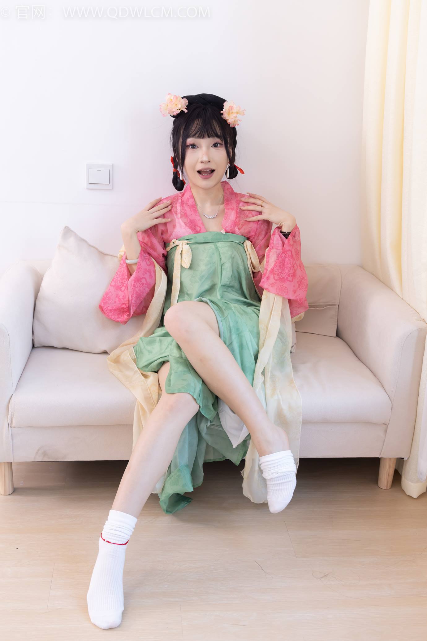 图片[135]-物恋传媒 NO.2297 嘟嘟-布鞋、白棉袜、古装、半脱袜子剧情[138P] – 速更版-美库