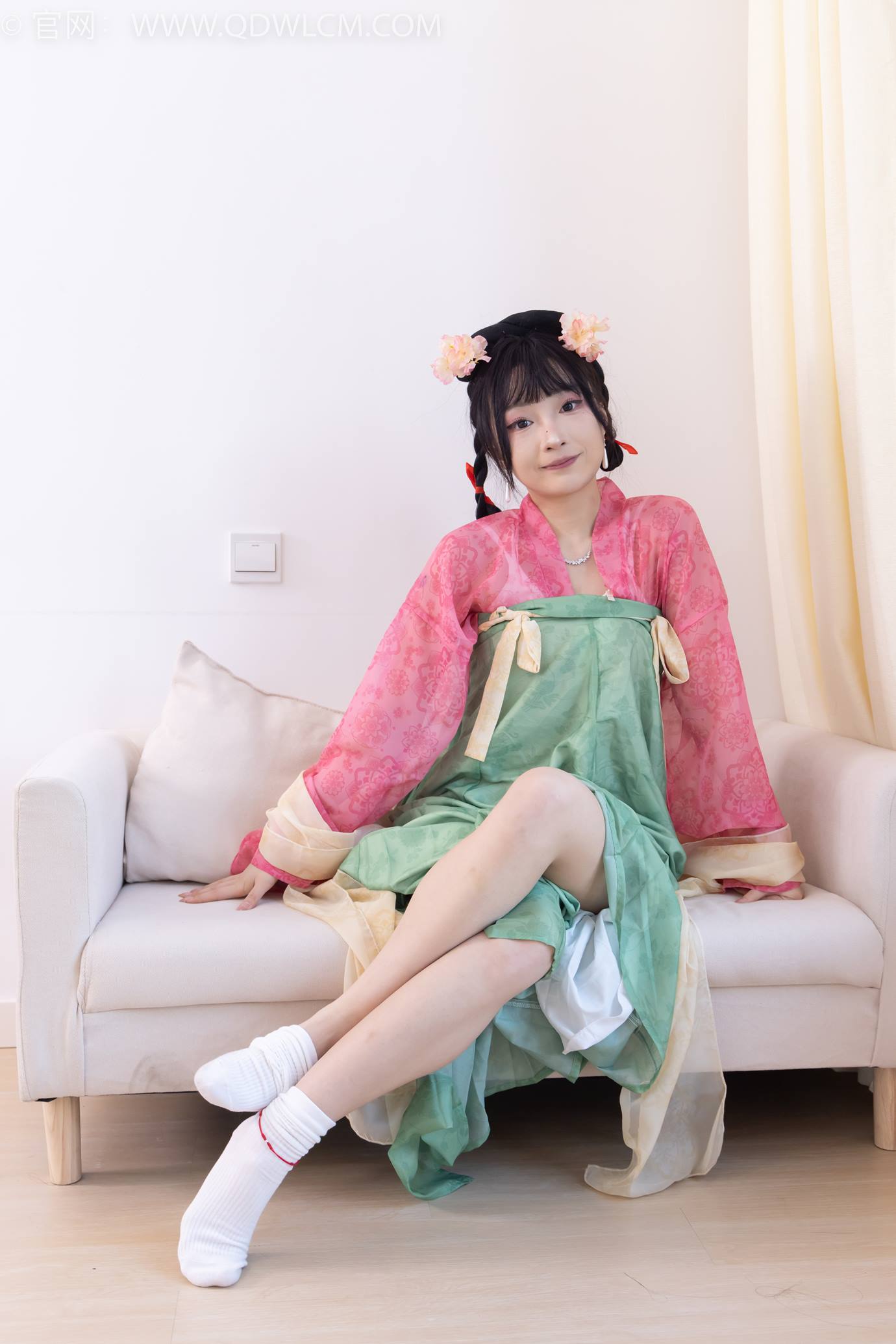 图片[137]-物恋传媒 NO.2297 嘟嘟-布鞋、白棉袜、古装、半脱袜子剧情[138P] – 速更版-美库