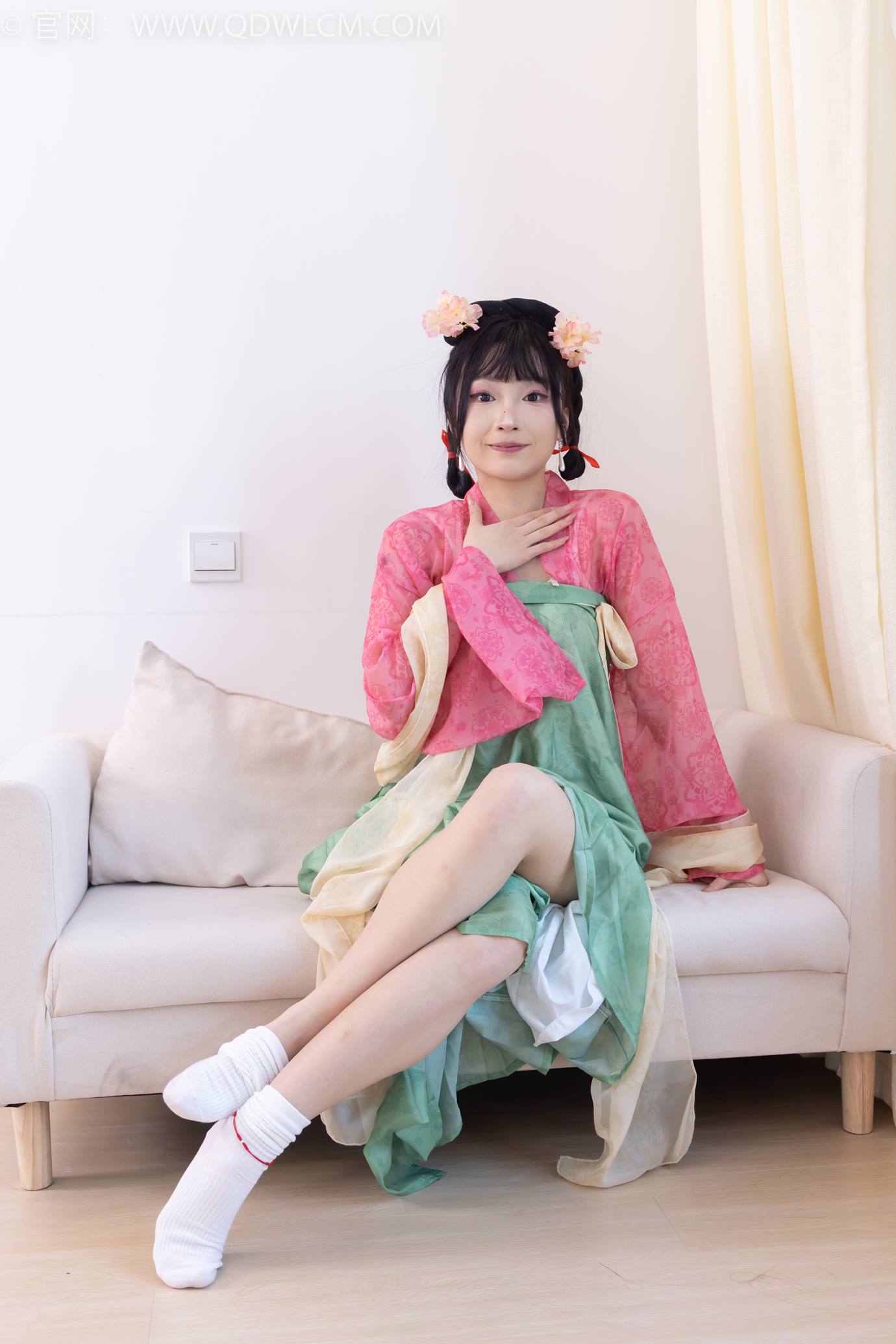 图片[138]-物恋传媒 NO.2297 嘟嘟-布鞋、白棉袜、古装、半脱袜子剧情[138P] – 速更版-美库