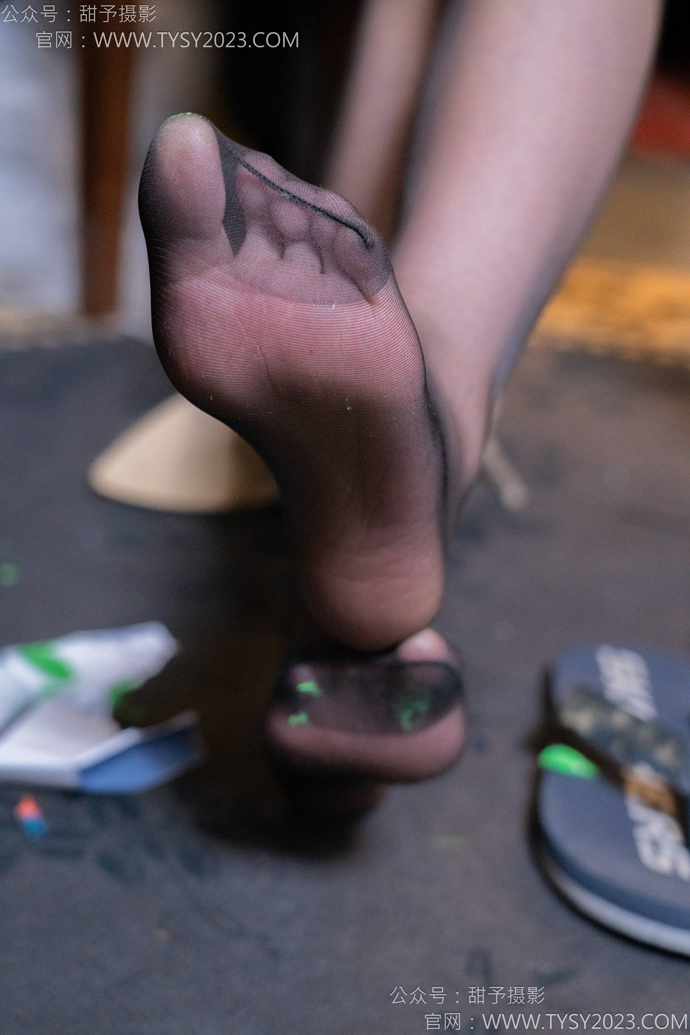 图片[60]-甜予摄影 NO.128 璇璇-拖鞋、高跟鞋、薄灰丝、薄黑丝、踩小房子剧情[91P] – 速更版-美库