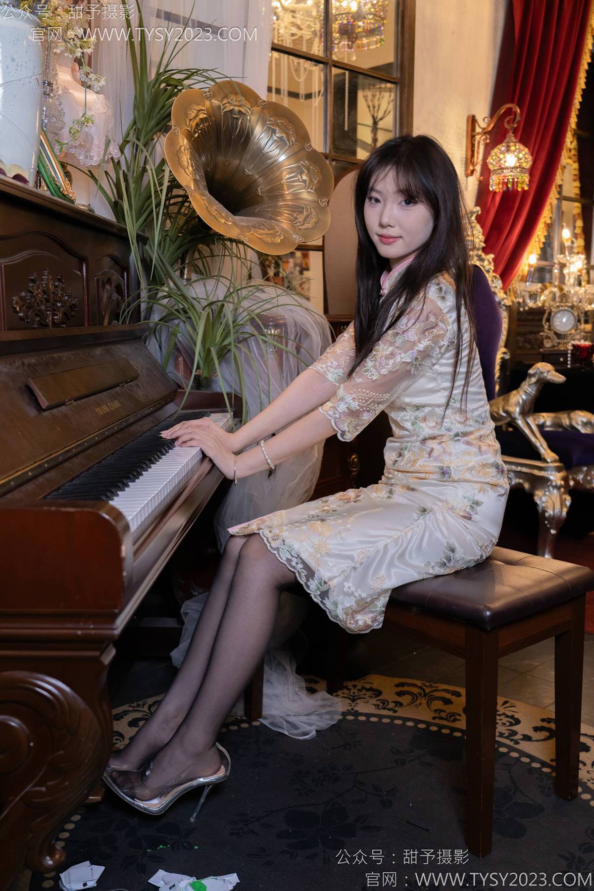 图片[84]-甜予摄影 NO.128 璇璇-拖鞋、高跟鞋、薄灰丝、薄黑丝、踩小房子剧情[91P] – 速更版-美库