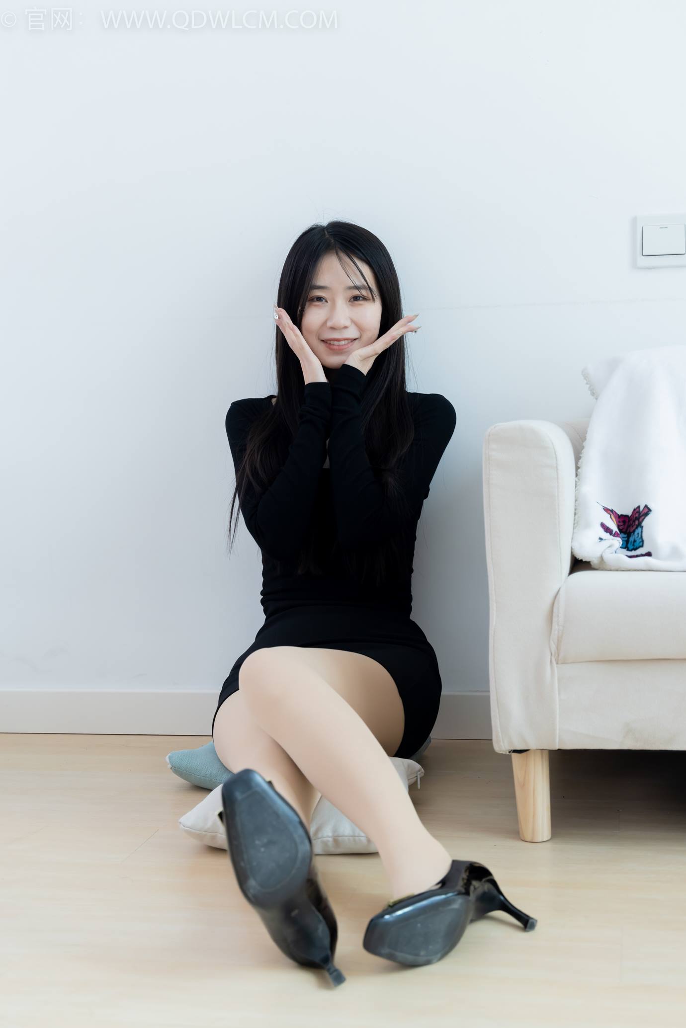 图片[31]-物恋传媒 NO.2298 菜菜-高跟鞋、厚肉丝、肚子痛揉肚子剧情[128P] – 速更版-美库