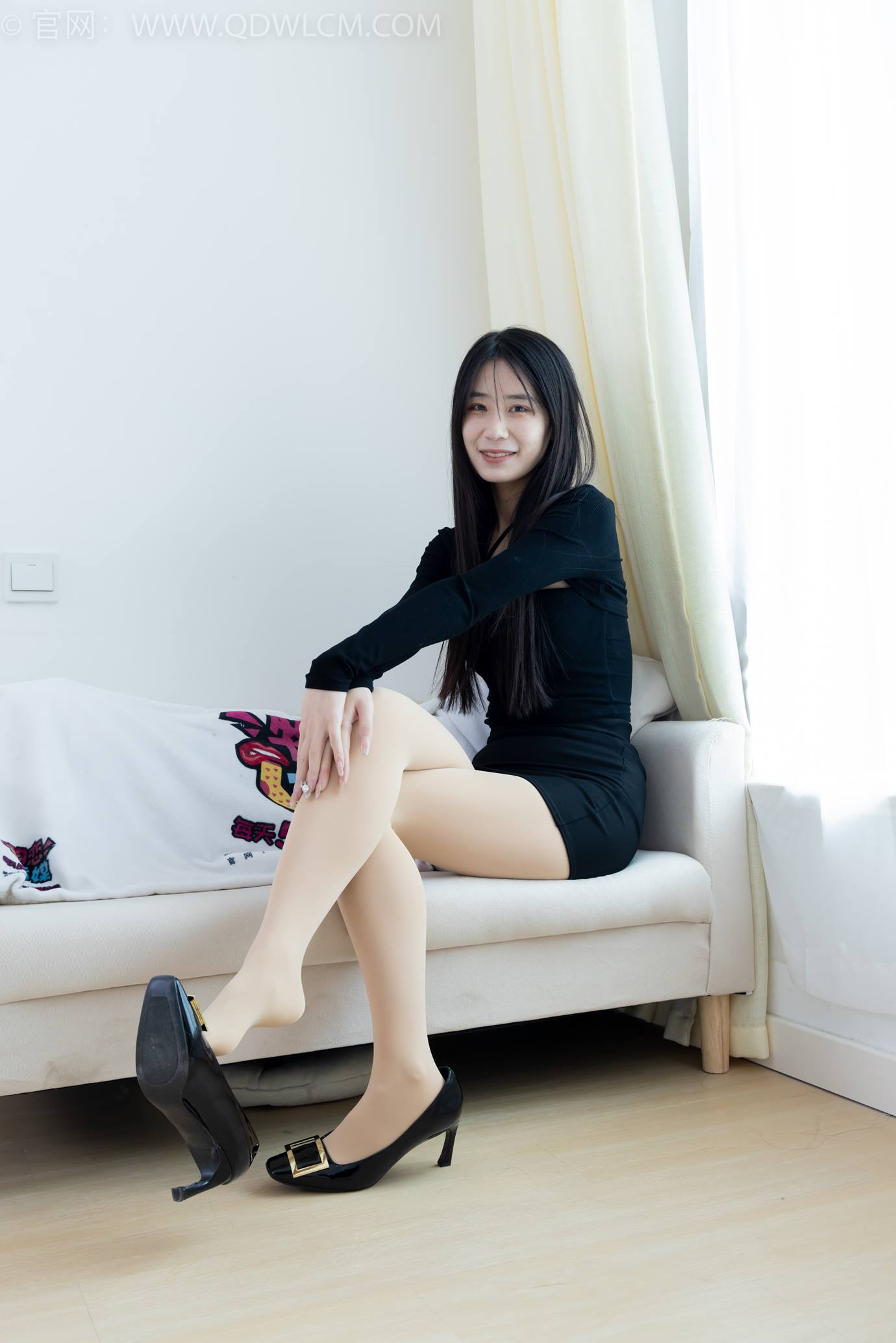 图片[41]-物恋传媒 NO.2298 菜菜-高跟鞋、厚肉丝、肚子痛揉肚子剧情[128P] – 速更版-美库