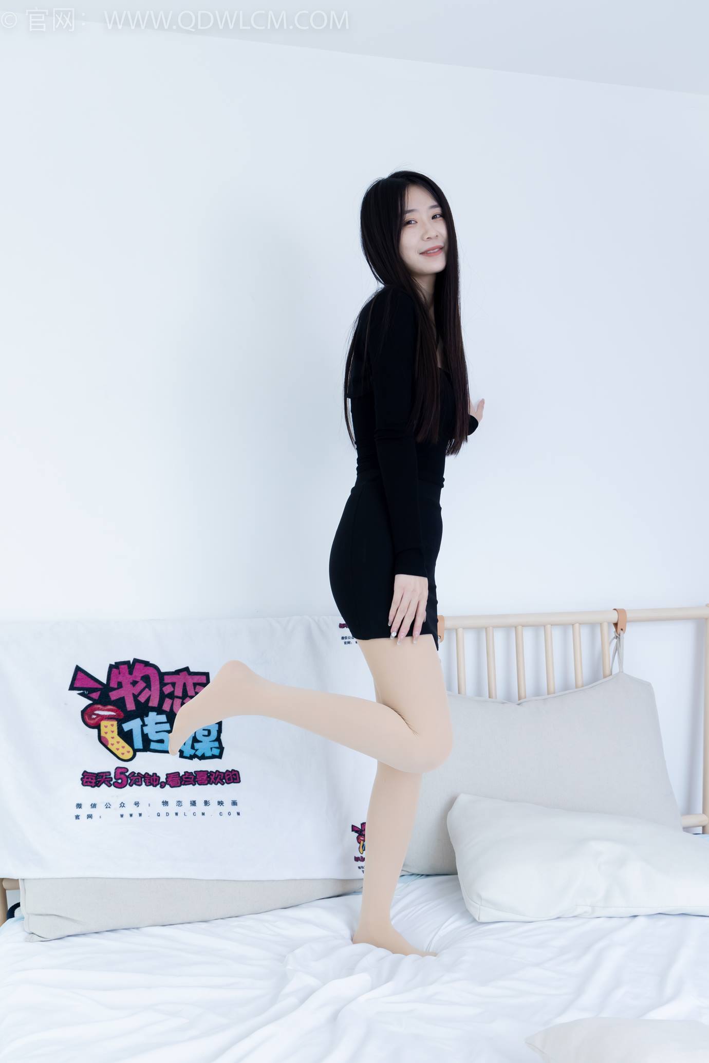 图片[105]-物恋传媒 NO.2298 菜菜-高跟鞋、厚肉丝、肚子痛揉肚子剧情[128P] – 速更版-美库