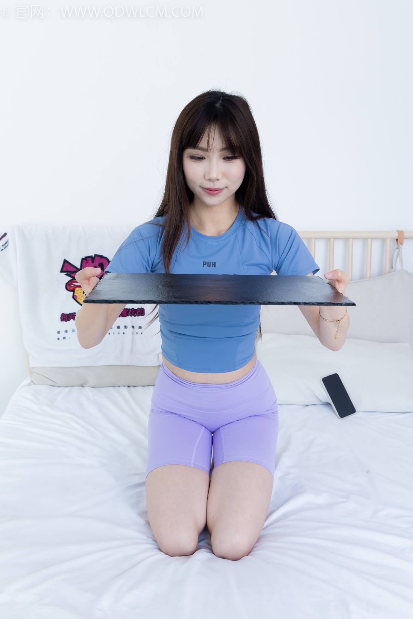 图片[29]-物恋传媒 NO.2299 泡泡-板鞋、白棉袜、裸足、裸足刀叉摆盘剧情[208P] – 速更版-美库