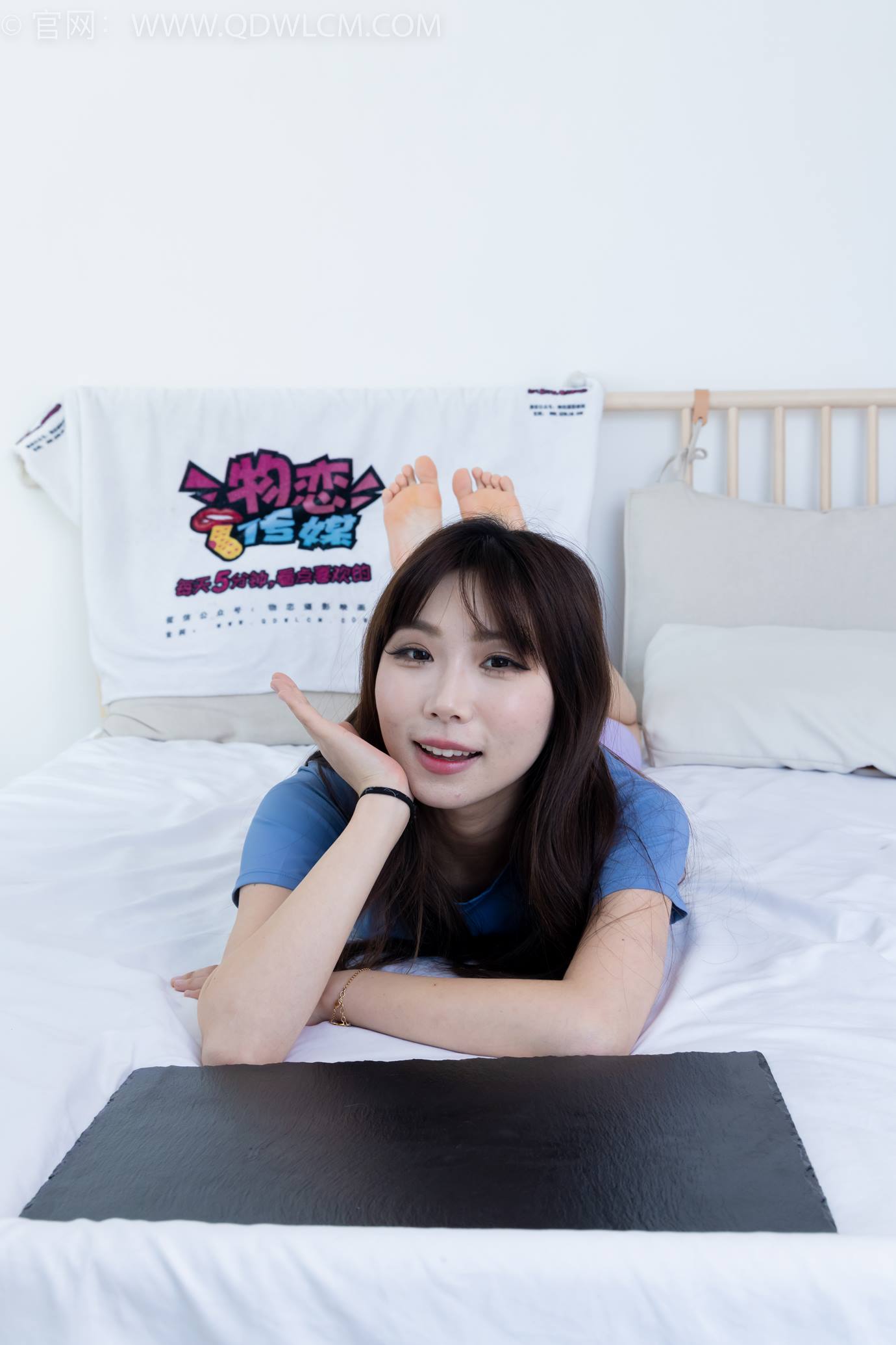 图片[207]-物恋传媒 NO.2299 泡泡-板鞋、白棉袜、裸足、裸足刀叉摆盘剧情[208P] – 速更版-美库