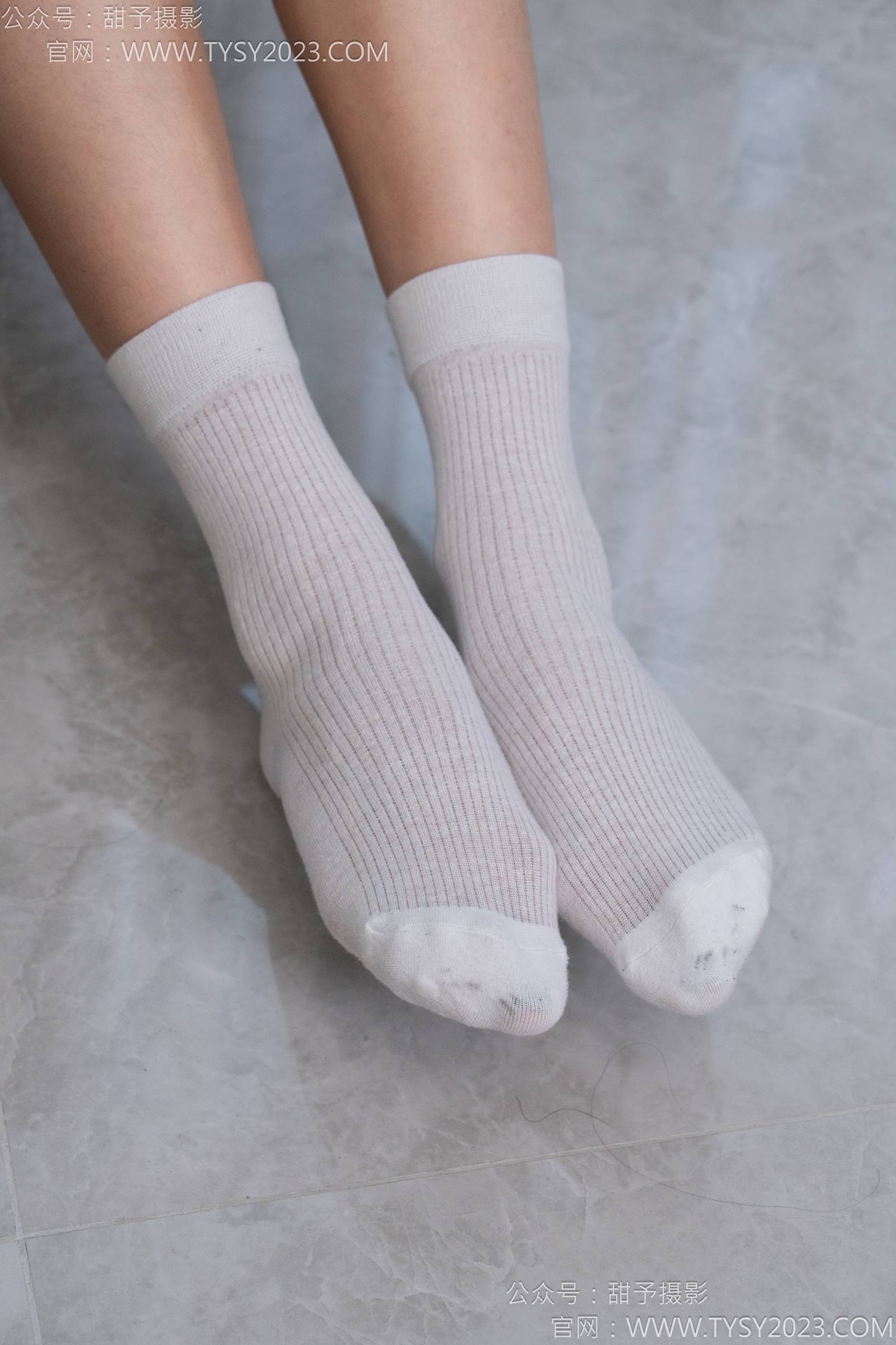 图片[41]-甜予摄影 NO.129 咖啡豆-长靴、白棉袜、裸足[100P] – 速更版-美库