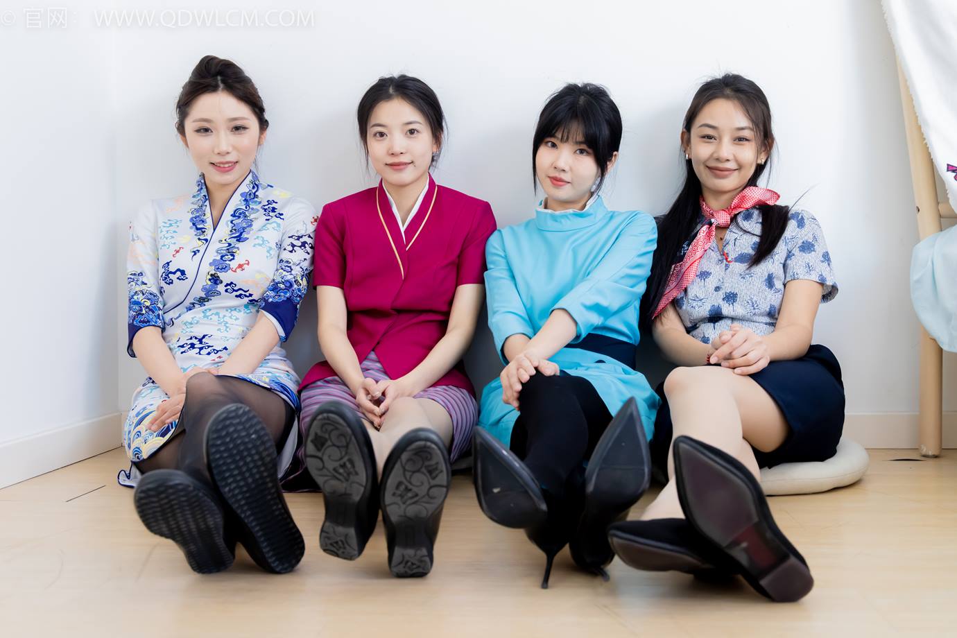 图片[36]-物恋传媒 NO.2300 岚岚&茯苓&米米&泡泡-高跟鞋、平底鞋、薄肉丝、厚黑[144P] – 速更版-美库