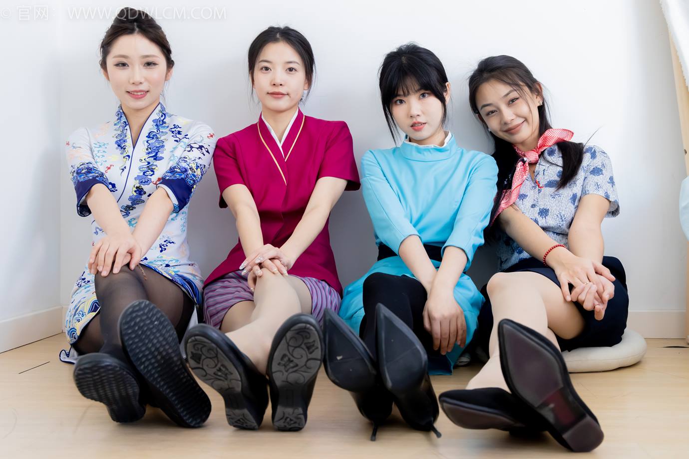 图片[37]-物恋传媒 NO.2300 岚岚&茯苓&米米&泡泡-高跟鞋、平底鞋、薄肉丝、厚黑[144P] – 速更版-美库