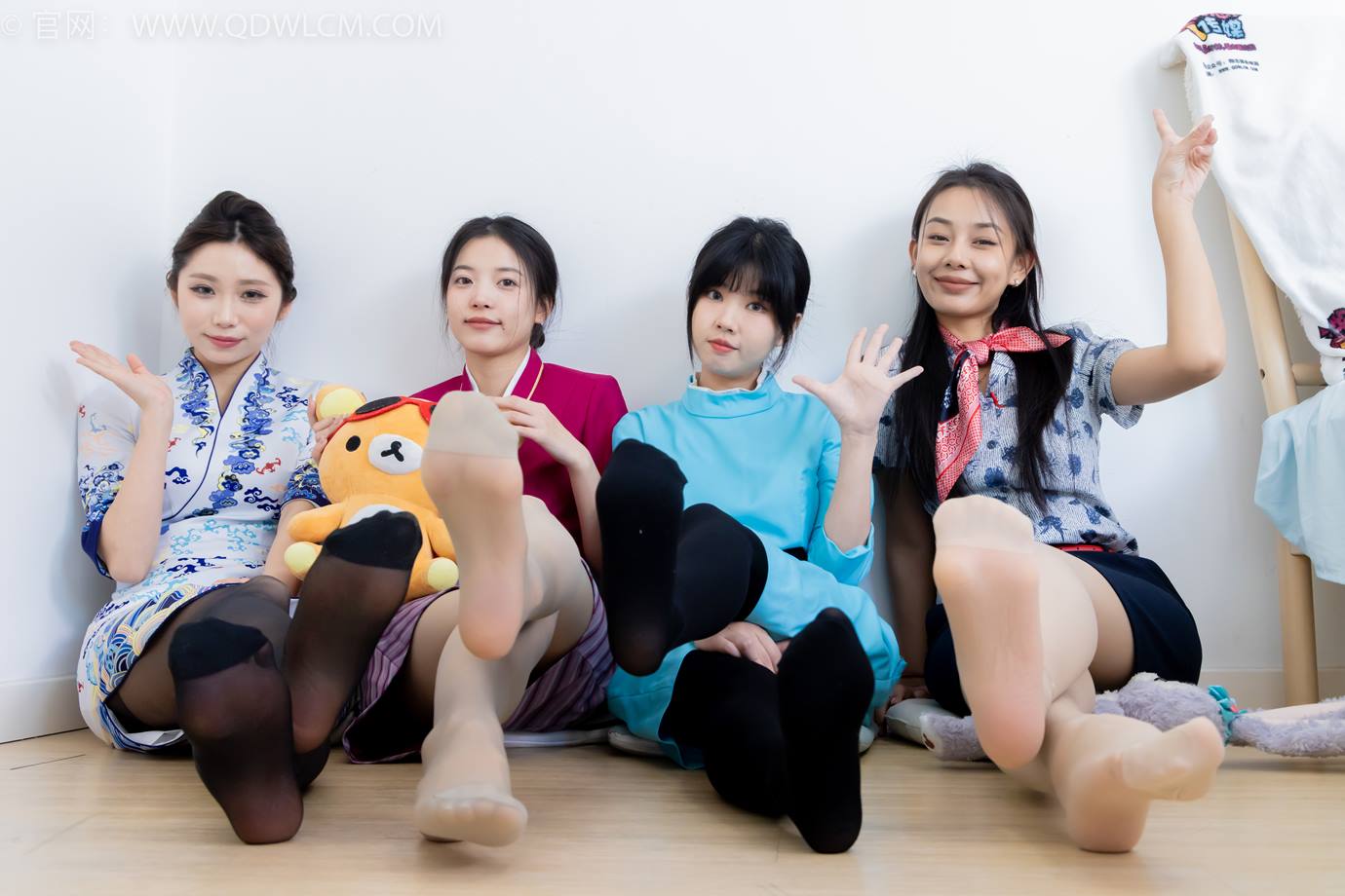 图片[69]-物恋传媒 NO.2300 岚岚&茯苓&米米&泡泡-高跟鞋、平底鞋、薄肉丝、厚黑[144P] – 速更版-美库