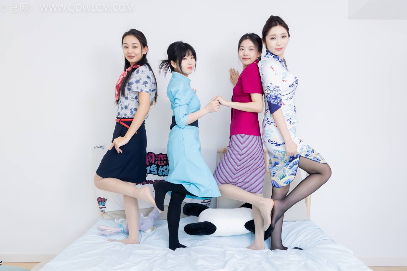 图片[106]-物恋传媒 NO.2300 岚岚&茯苓&米米&泡泡-高跟鞋、平底鞋、薄肉丝、厚黑[144P] – 速更版-美库