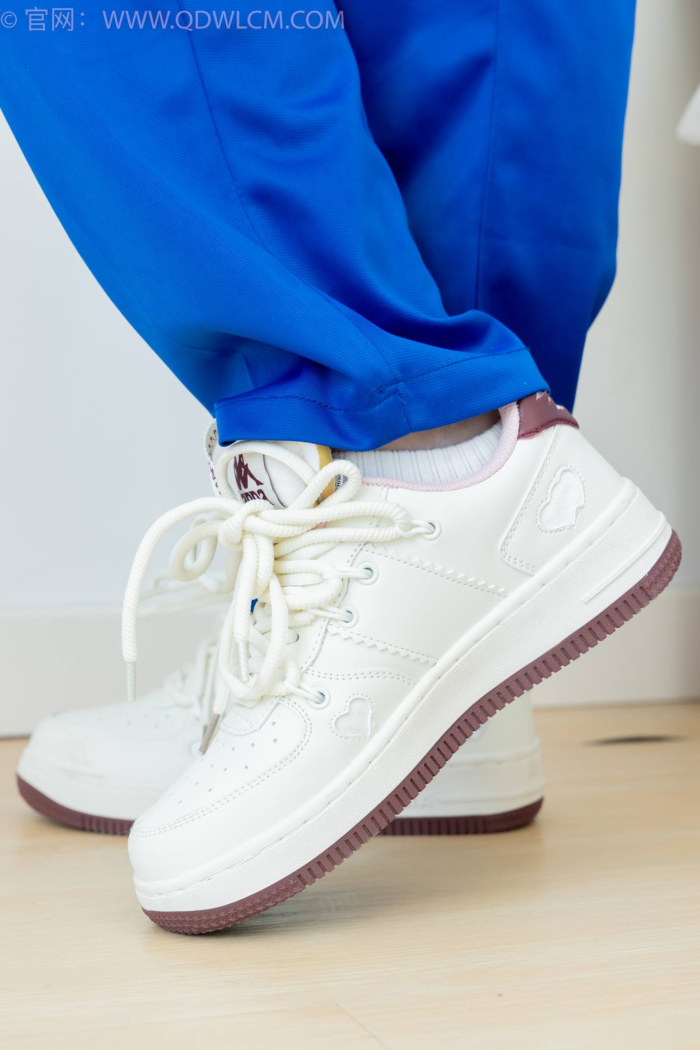 图片[29]-物恋传媒 NO.2301 曲奇-板鞋、白短棉袜、裸足、校服[150P] – 速更版-美库