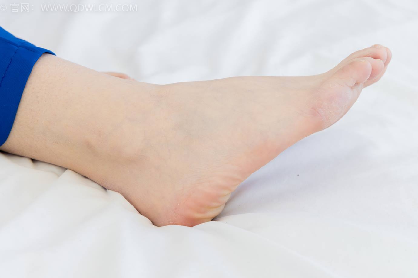 图片[102]-物恋传媒 NO.2301 曲奇-板鞋、白短棉袜、裸足、校服[150P] – 速更版-美库