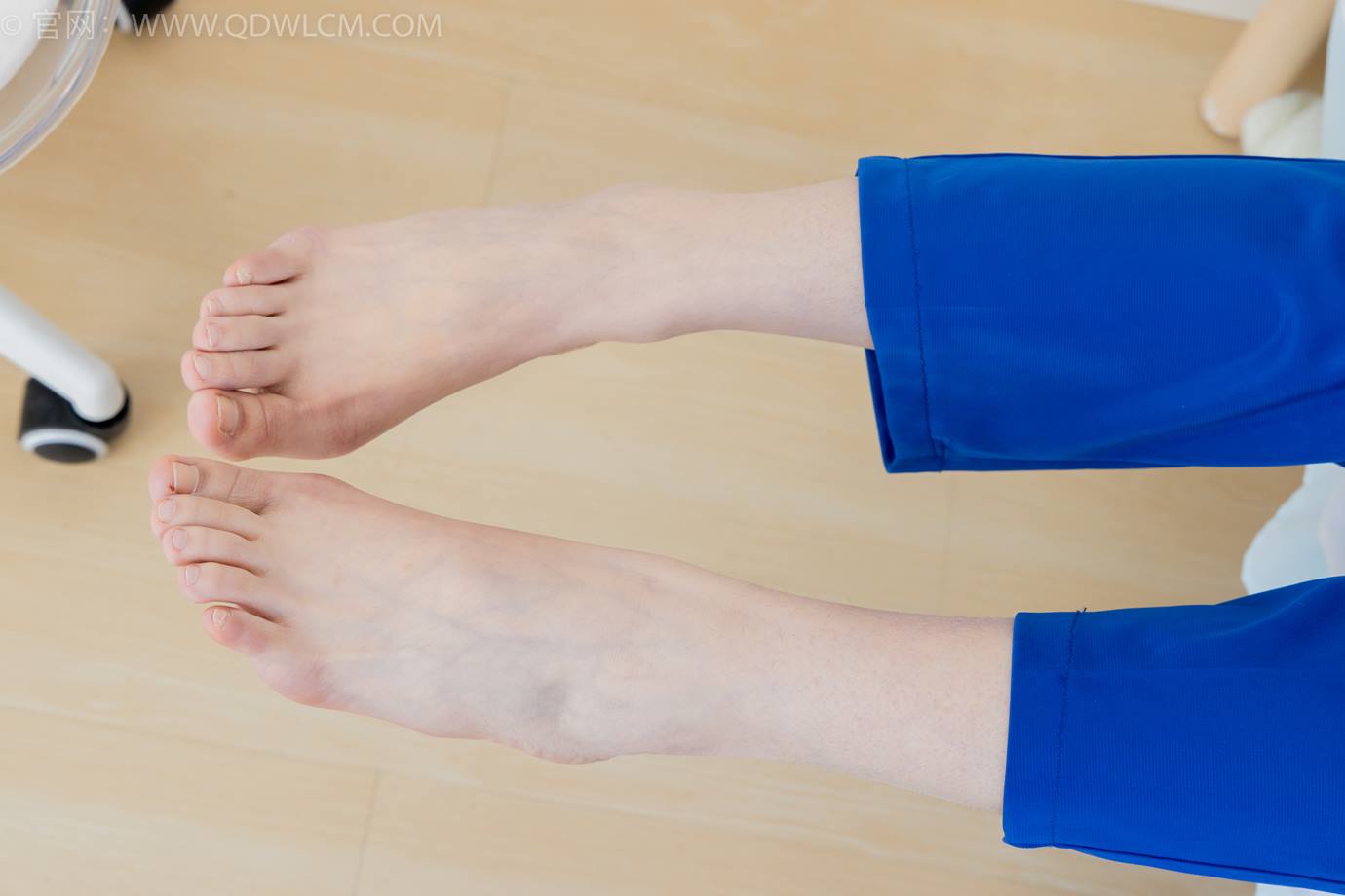 图片[143]-物恋传媒 NO.2301 曲奇-板鞋、白短棉袜、裸足、校服[150P] – 速更版-美库