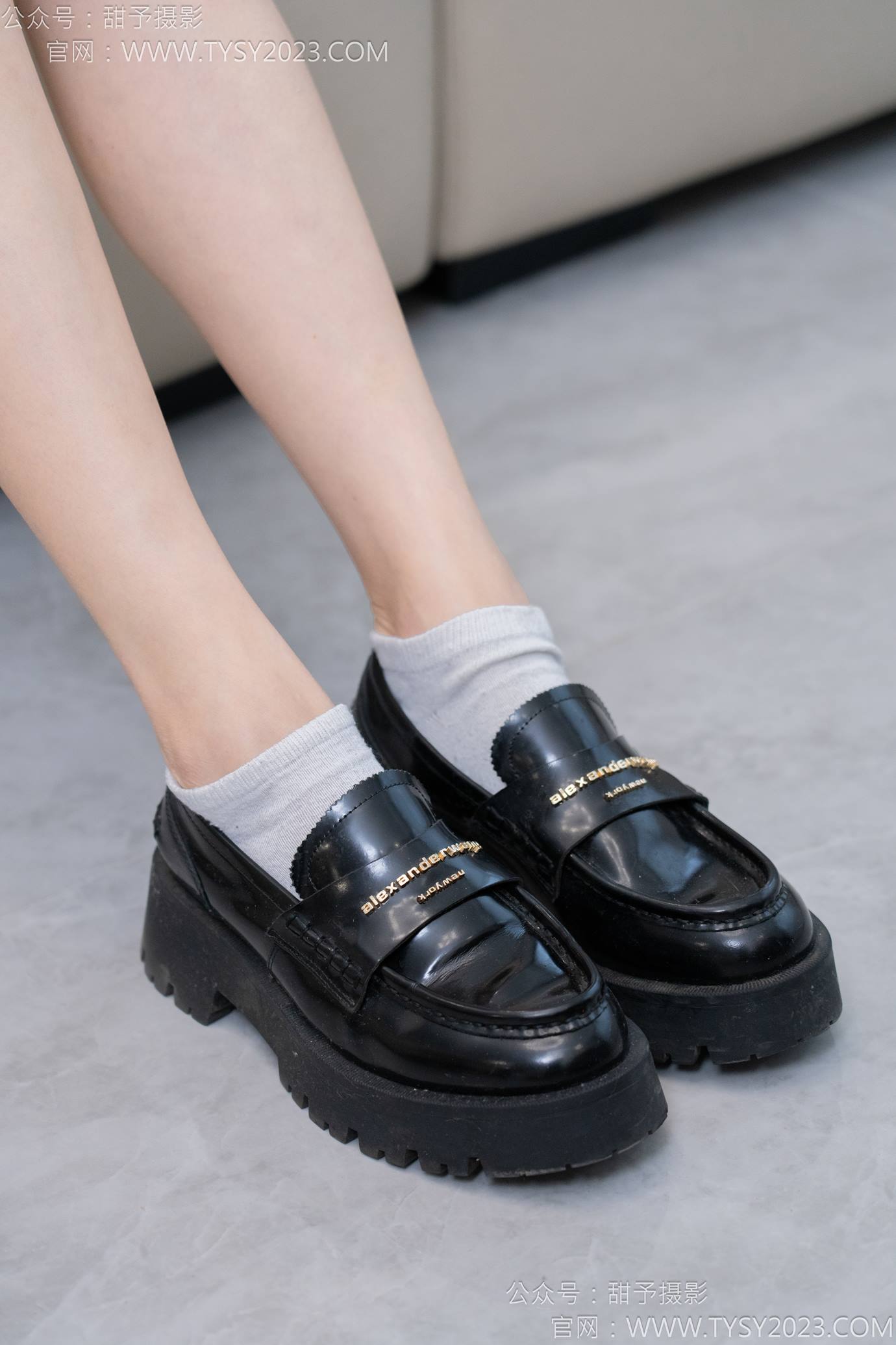 图片[21]-甜予摄影 NO.130 澜澜-皮鞋、白棉袜、裸足、掉袜子剧情[130P] – 速更版-美库