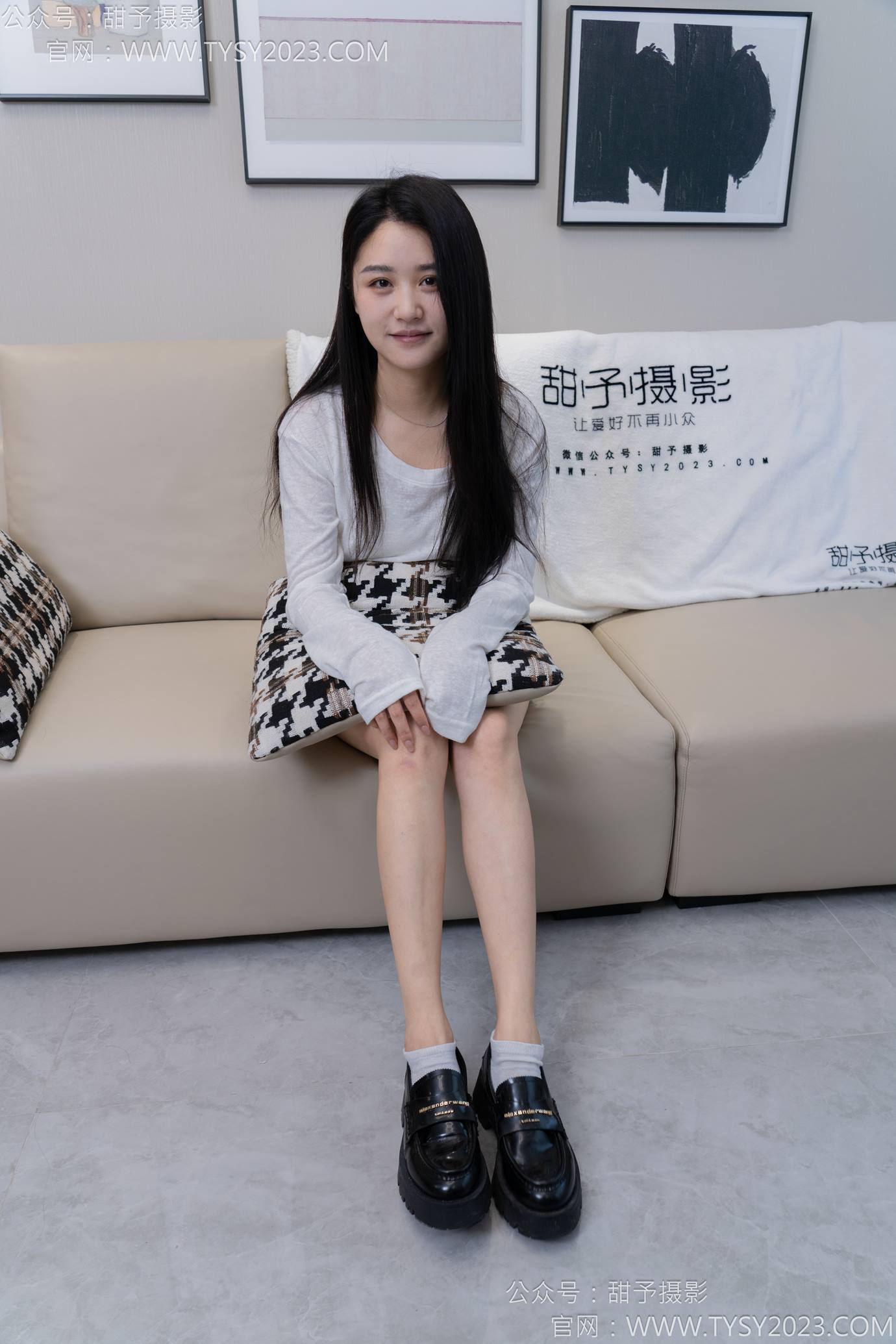 图片[23]-甜予摄影 NO.130 澜澜-皮鞋、白棉袜、裸足、掉袜子剧情[130P] – 速更版-美库