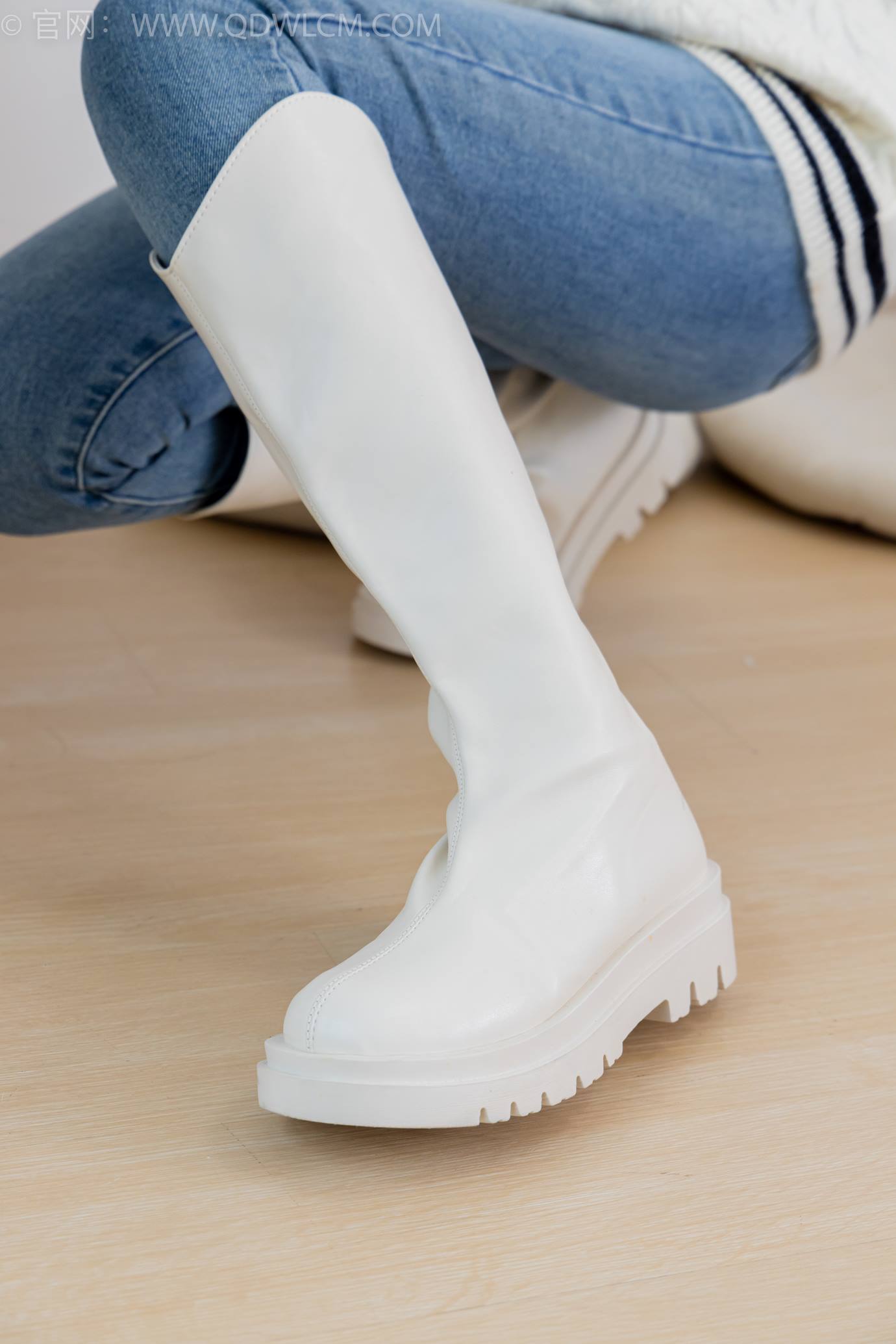 图片[15]-物恋传媒 NO.2302 恬恬-长靴、厚白丝、裤里丝、瑜伽动作老头乐挠脚剧情[115P] – 速更版-美库