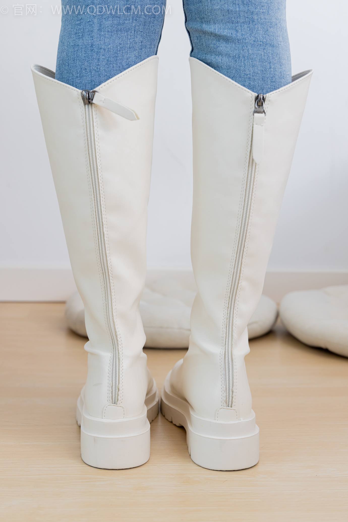 图片[16]-物恋传媒 NO.2302 恬恬-长靴、厚白丝、裤里丝、瑜伽动作老头乐挠脚剧情[115P] – 速更版-美库