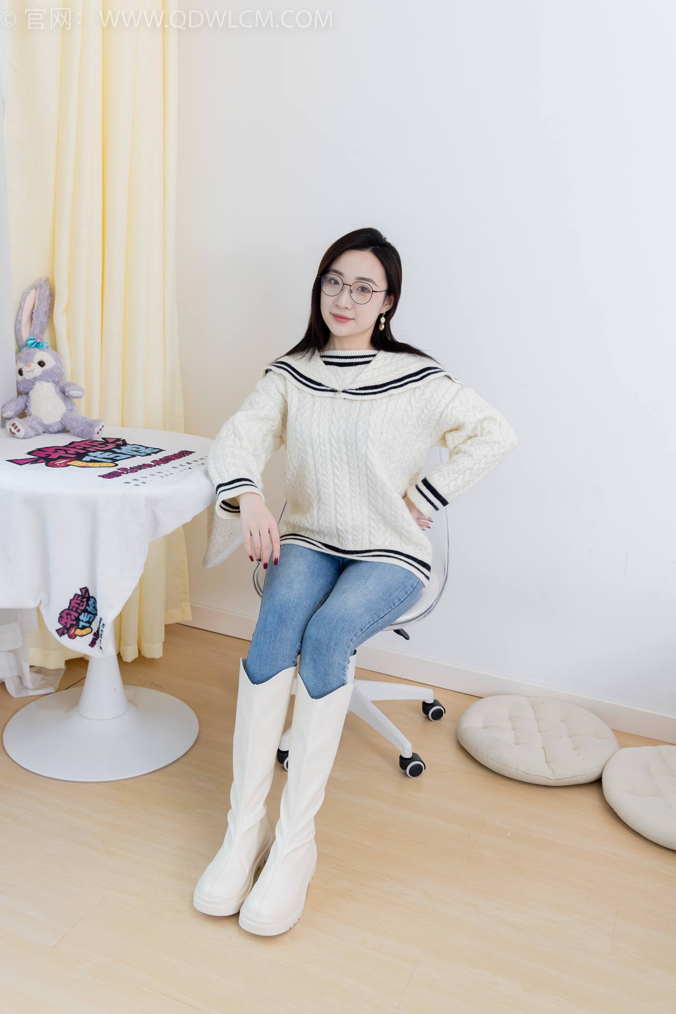 图片[18]-物恋传媒 NO.2302 恬恬-长靴、厚白丝、裤里丝、瑜伽动作老头乐挠脚剧情[115P] – 速更版-美库