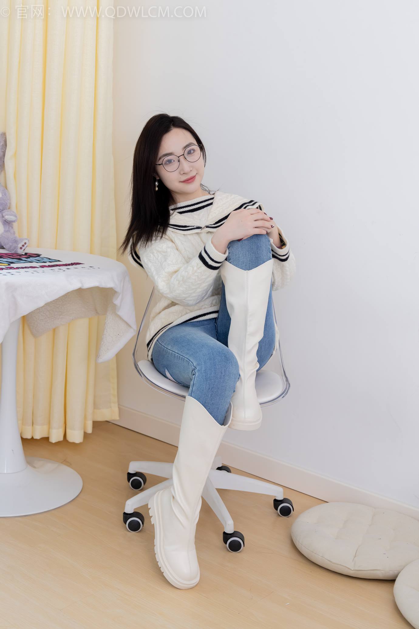 图片[30]-物恋传媒 NO.2302 恬恬-长靴、厚白丝、裤里丝、瑜伽动作老头乐挠脚剧情[115P] – 速更版-美库