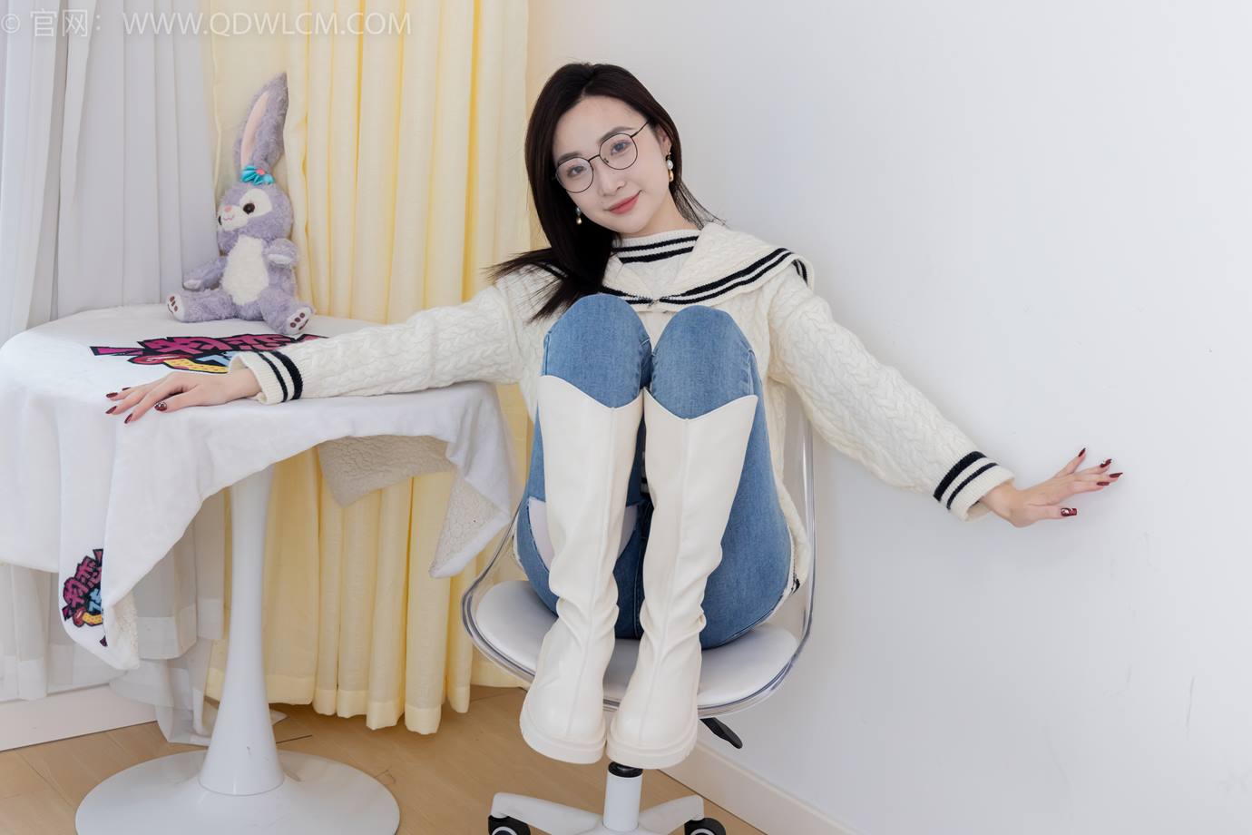 图片[34]-物恋传媒 NO.2302 恬恬-长靴、厚白丝、裤里丝、瑜伽动作老头乐挠脚剧情[115P] – 速更版-美库