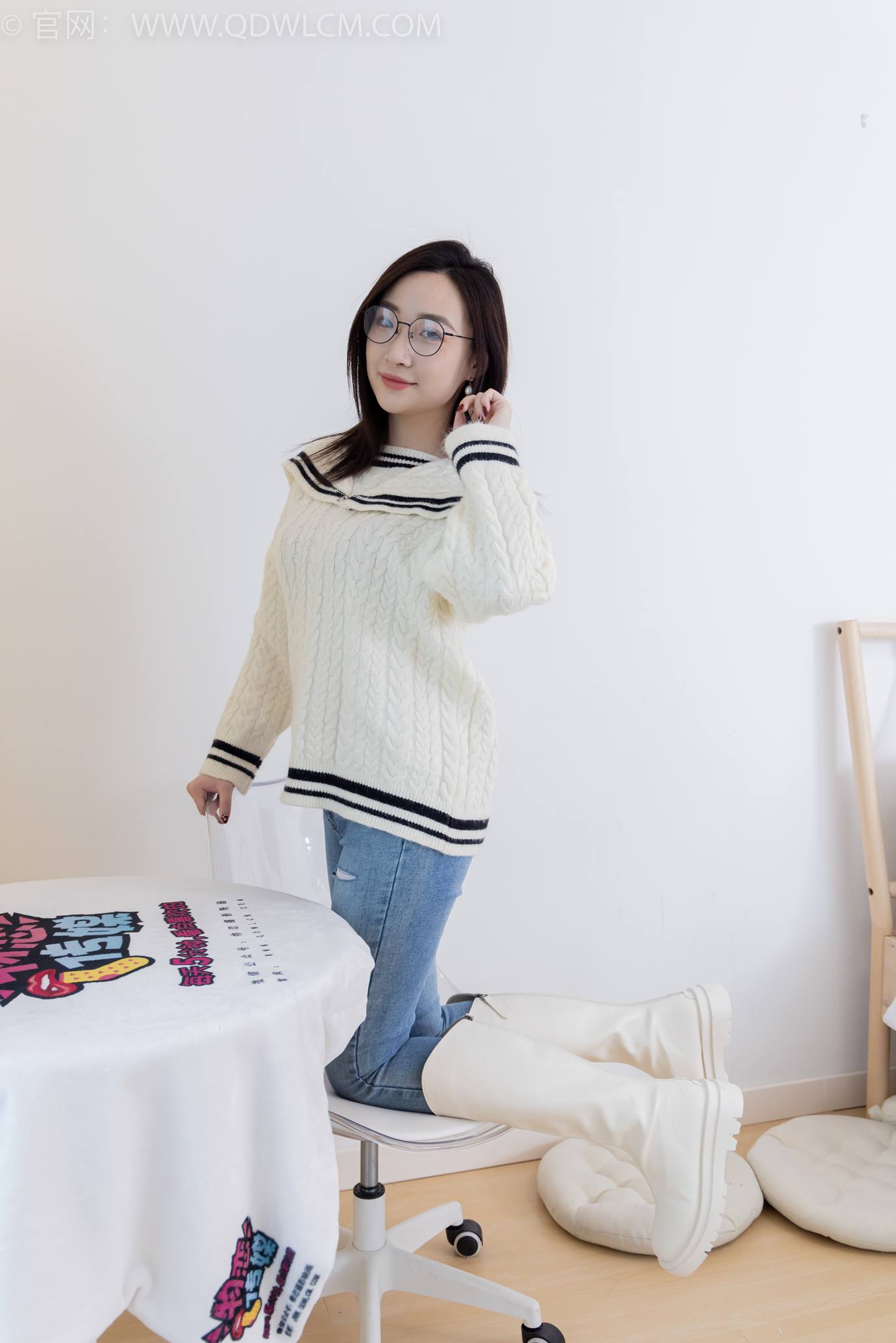 图片[39]-物恋传媒 NO.2302 恬恬-长靴、厚白丝、裤里丝、瑜伽动作老头乐挠脚剧情[115P] – 速更版-美库