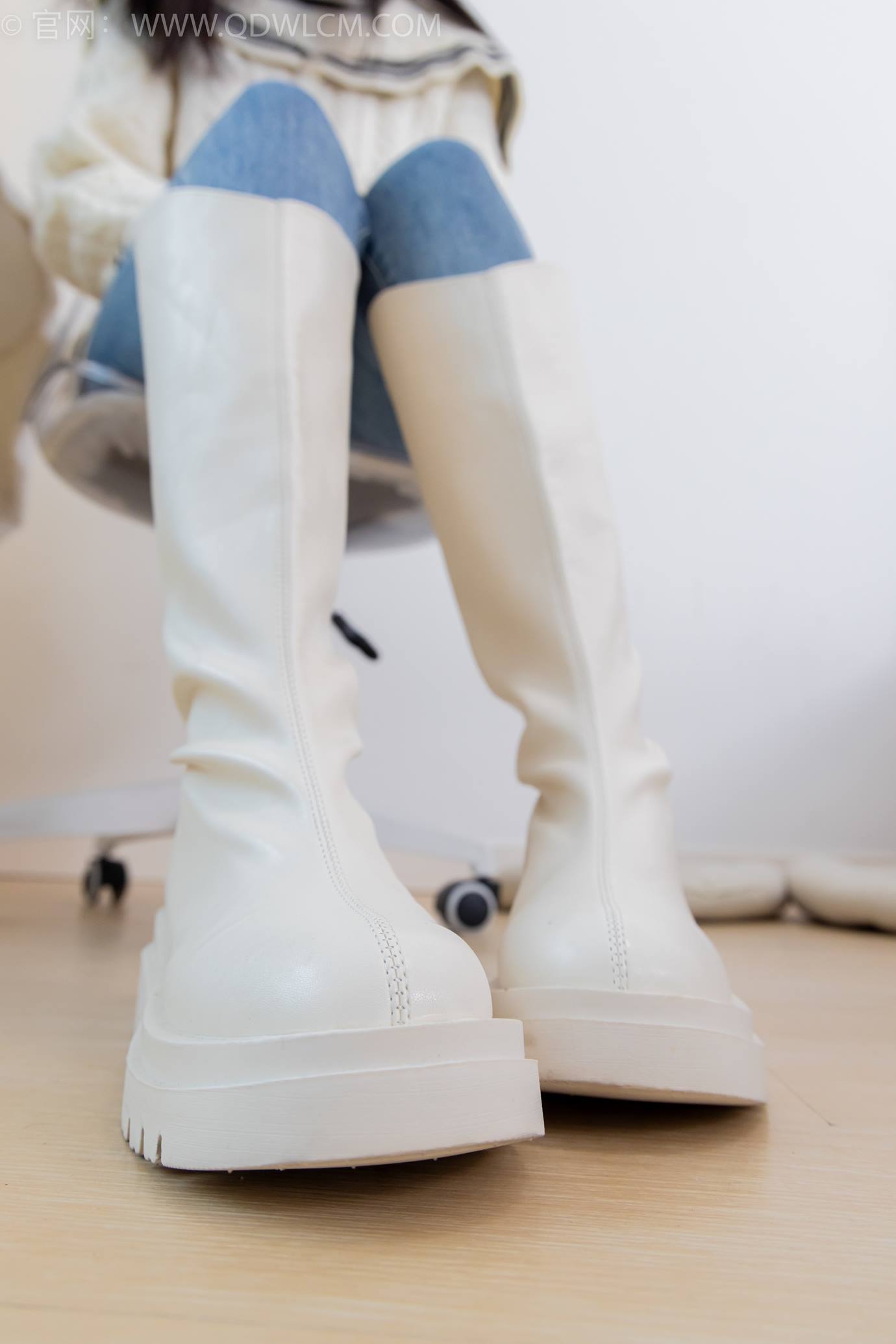 图片[49]-物恋传媒 NO.2302 恬恬-长靴、厚白丝、裤里丝、瑜伽动作老头乐挠脚剧情[115P] – 速更版-美库