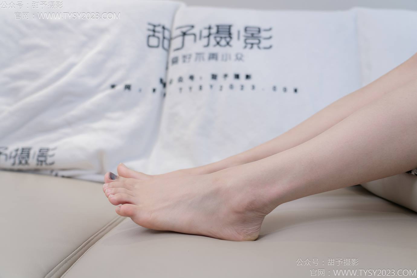 图片[123]-甜予摄影 NO.130 澜澜-皮鞋、白棉袜、裸足、掉袜子剧情[130P] – 速更版-美库