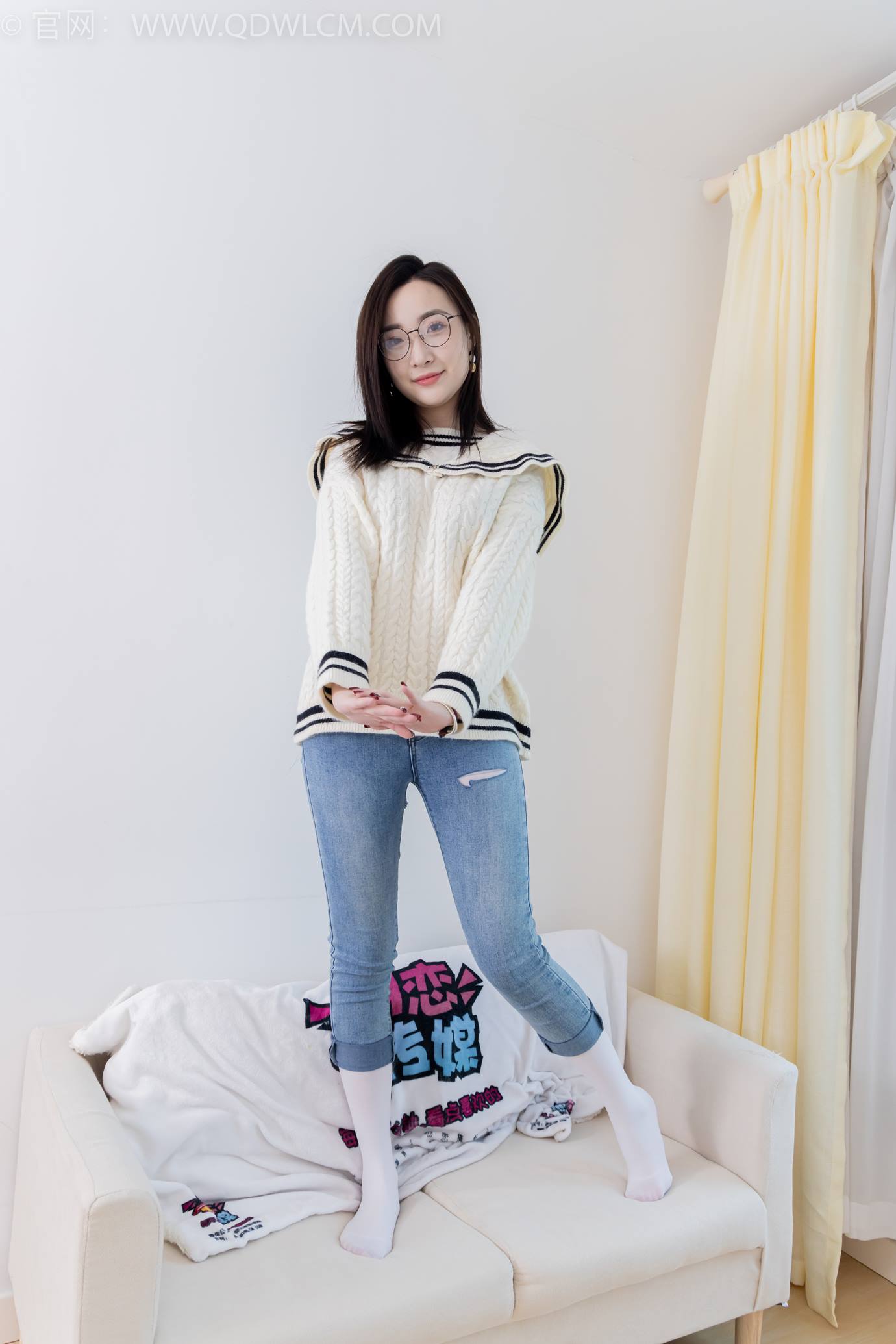 图片[87]-物恋传媒 NO.2302 恬恬-长靴、厚白丝、裤里丝、瑜伽动作老头乐挠脚剧情[115P] – 速更版-美库