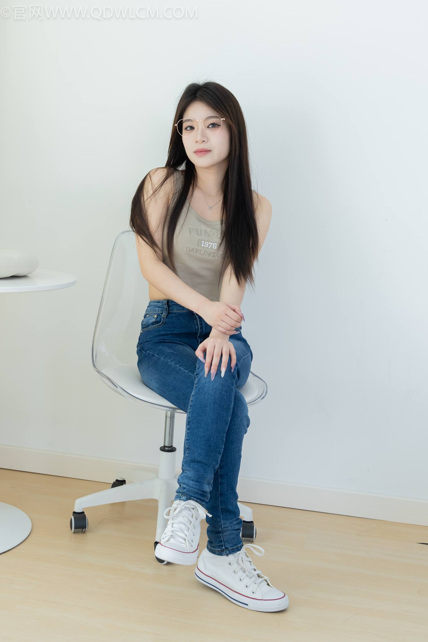 图片[12]-物恋传媒 NO.2303 闪闪-帆布鞋、短黑丝（脚尖加固款）、自然穿着白棉袜、裸足[128P] – 速更版-美库