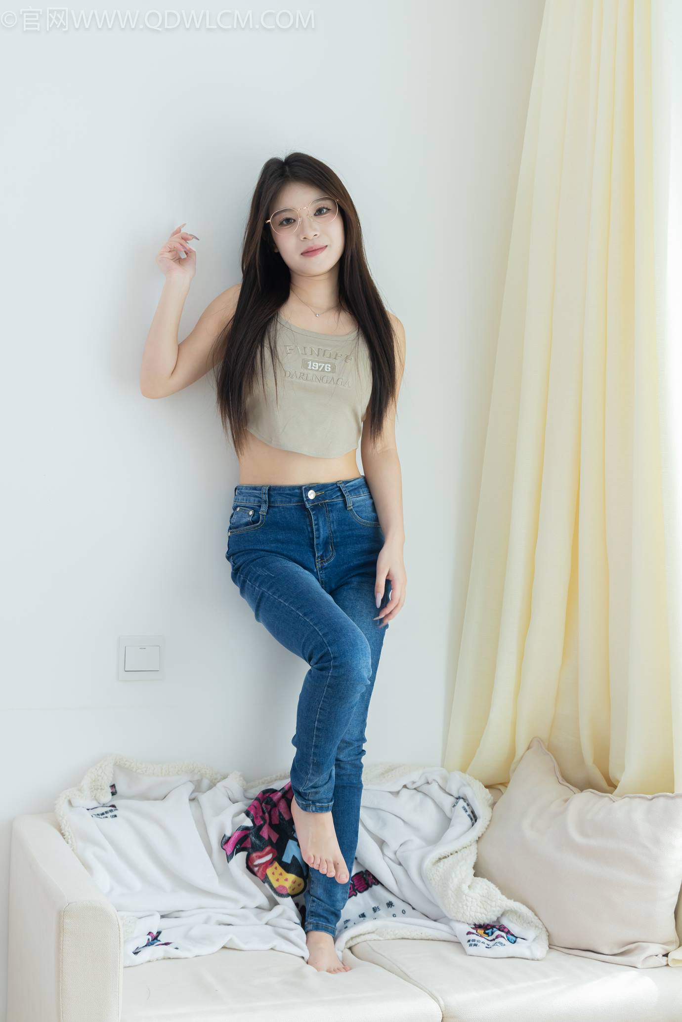 图片[37]-物恋传媒 NO.2303 闪闪-帆布鞋、短黑丝（脚尖加固款）、自然穿着白棉袜、裸足[128P] – 速更版-美库