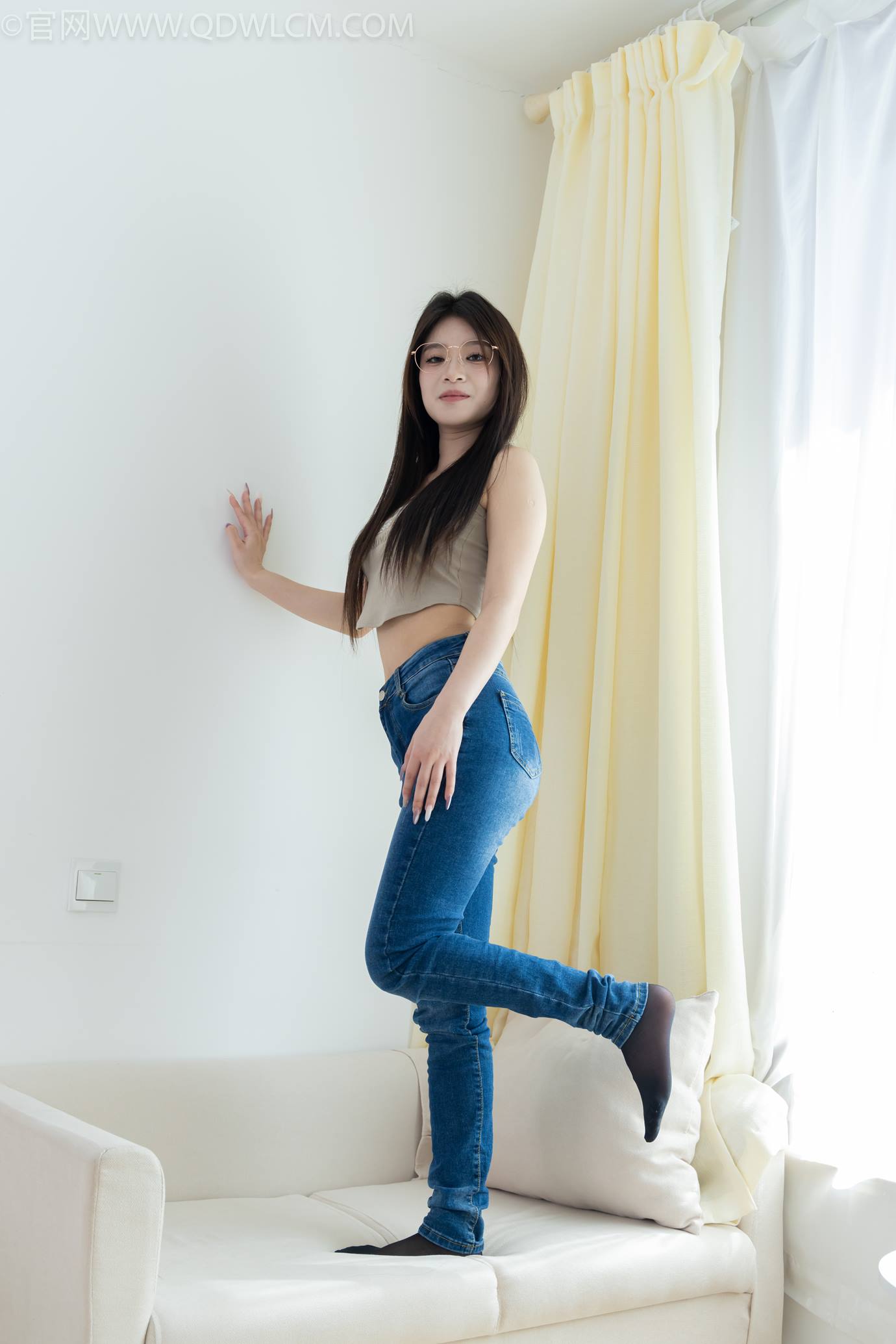 图片[67]-物恋传媒 NO.2303 闪闪-帆布鞋、短黑丝（脚尖加固款）、自然穿着白棉袜、裸足[128P] – 速更版-美库