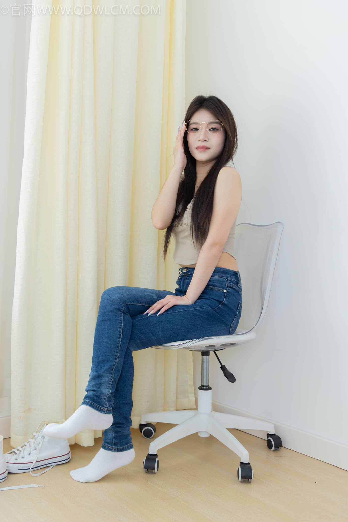 图片[96]-物恋传媒 NO.2303 闪闪-帆布鞋、短黑丝（脚尖加固款）、自然穿着白棉袜、裸足[128P] – 速更版-美库