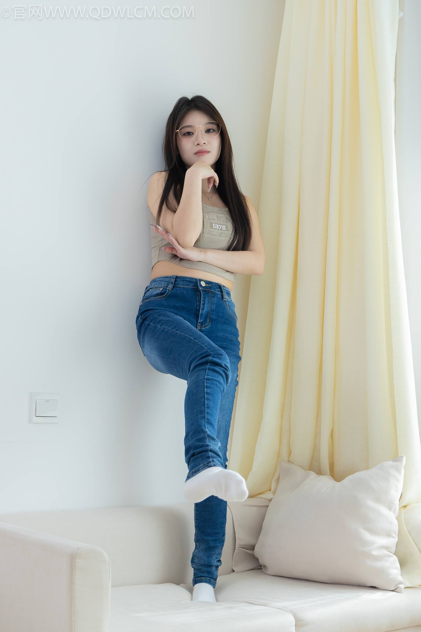 图片[106]-物恋传媒 NO.2303 闪闪-帆布鞋、短黑丝（脚尖加固款）、自然穿着白棉袜、裸足[128P] – 速更版-美库