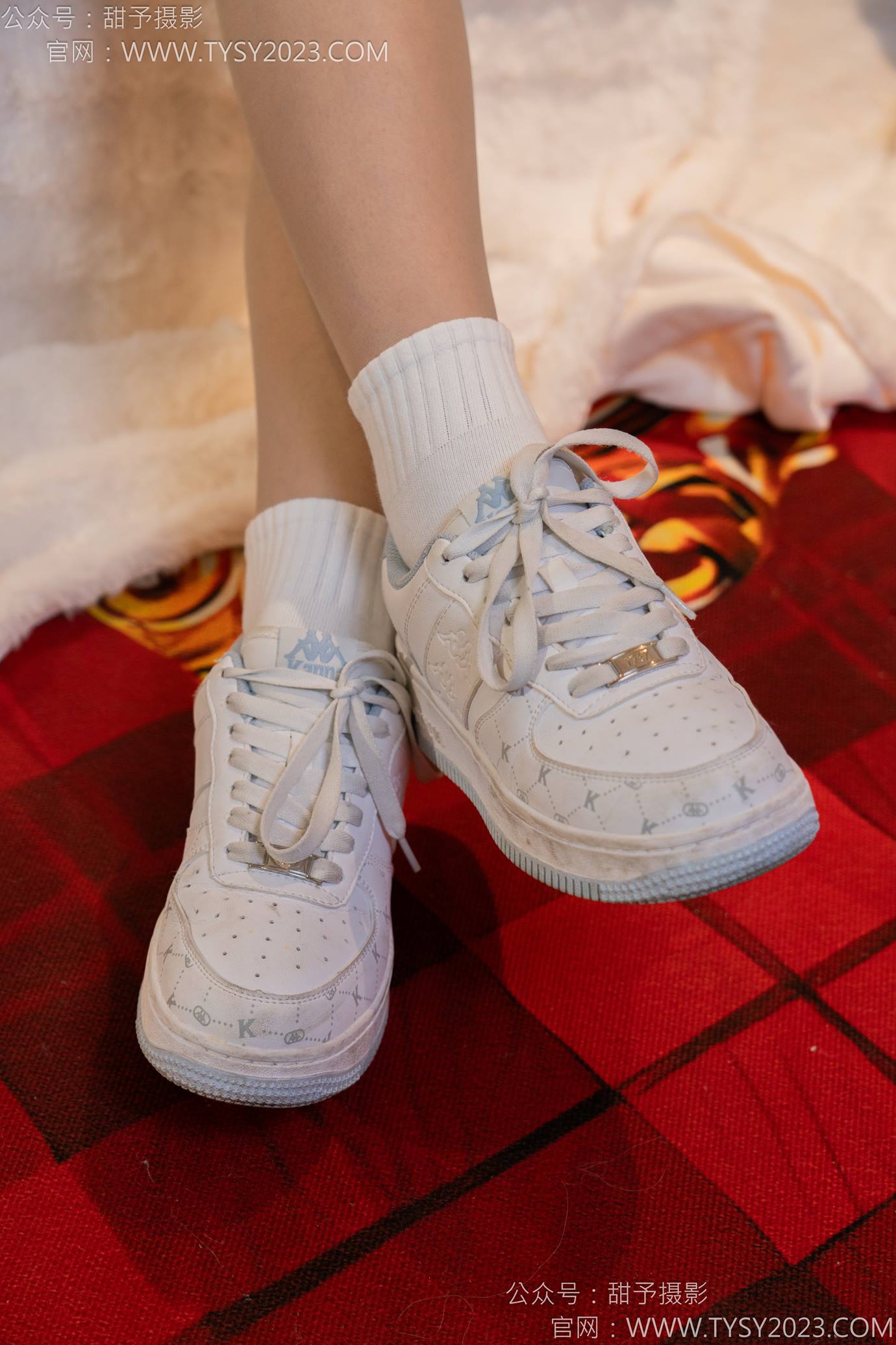 图片[20]-甜予摄影 NO.131 璇璇-板鞋、白棉袜、薄肉丝[91P] – 速更版-美库