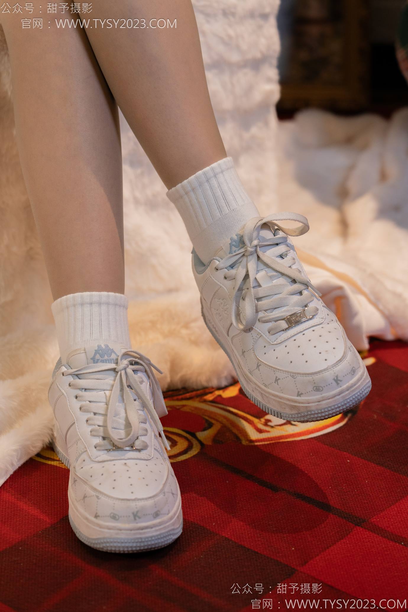 图片[24]-甜予摄影 NO.131 璇璇-板鞋、白棉袜、薄肉丝[91P] – 速更版-美库