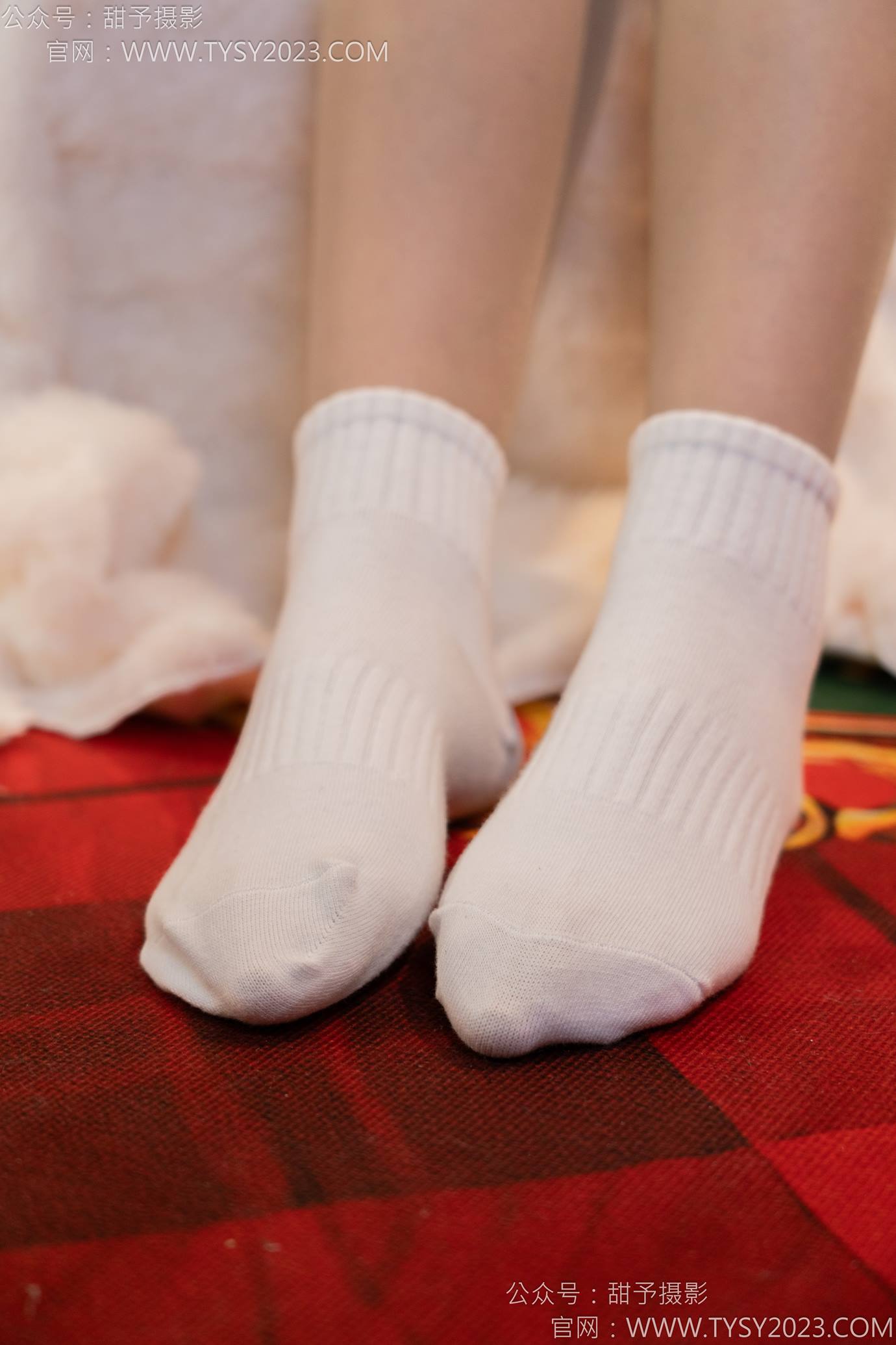 图片[48]-甜予摄影 NO.131 璇璇-板鞋、白棉袜、薄肉丝[91P] – 速更版-美库