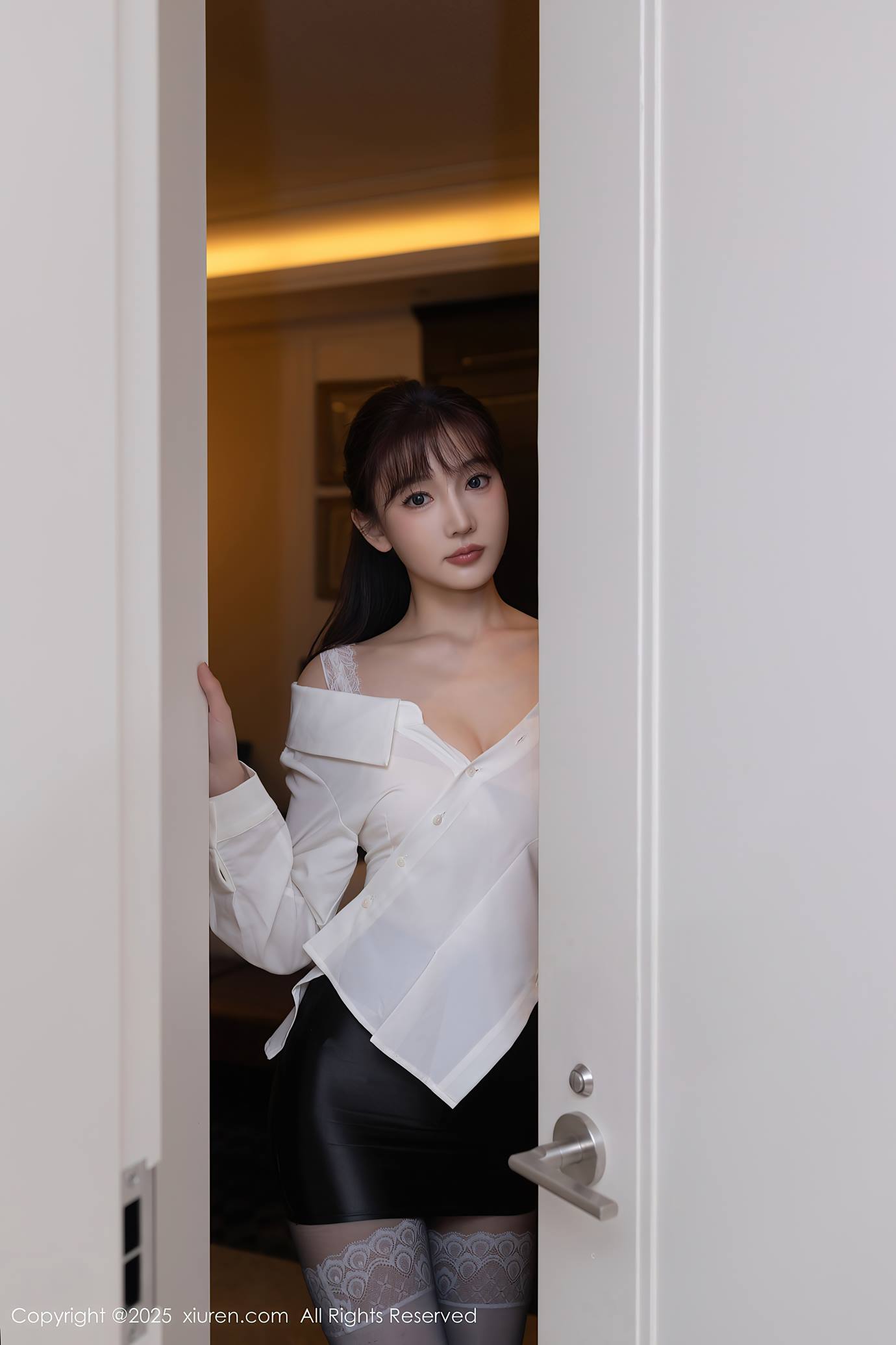 图片[10]-[Xiuren秀人网]2025.04.17 NO.10166 陆萱萱[32+1P] – 速更版-美库