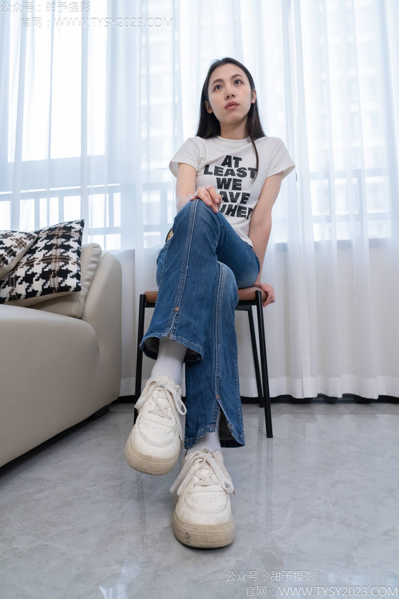 图片[22]-甜予摄影 NO.132 诺诺-板鞋、白棉袜、裸足[97P] – 速更版-美库