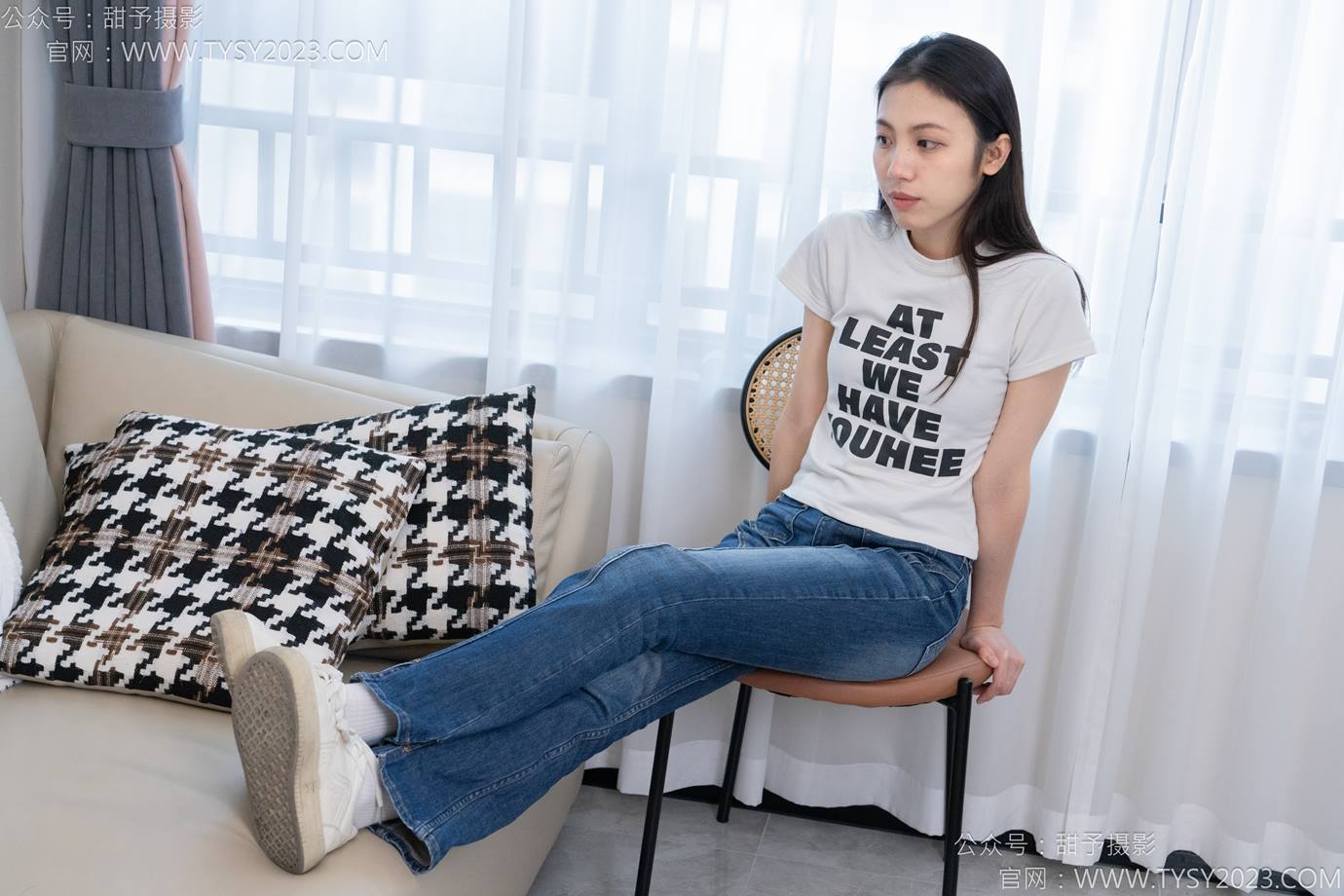 图片[23]-甜予摄影 NO.132 诺诺-板鞋、白棉袜、裸足[97P] – 速更版-美库