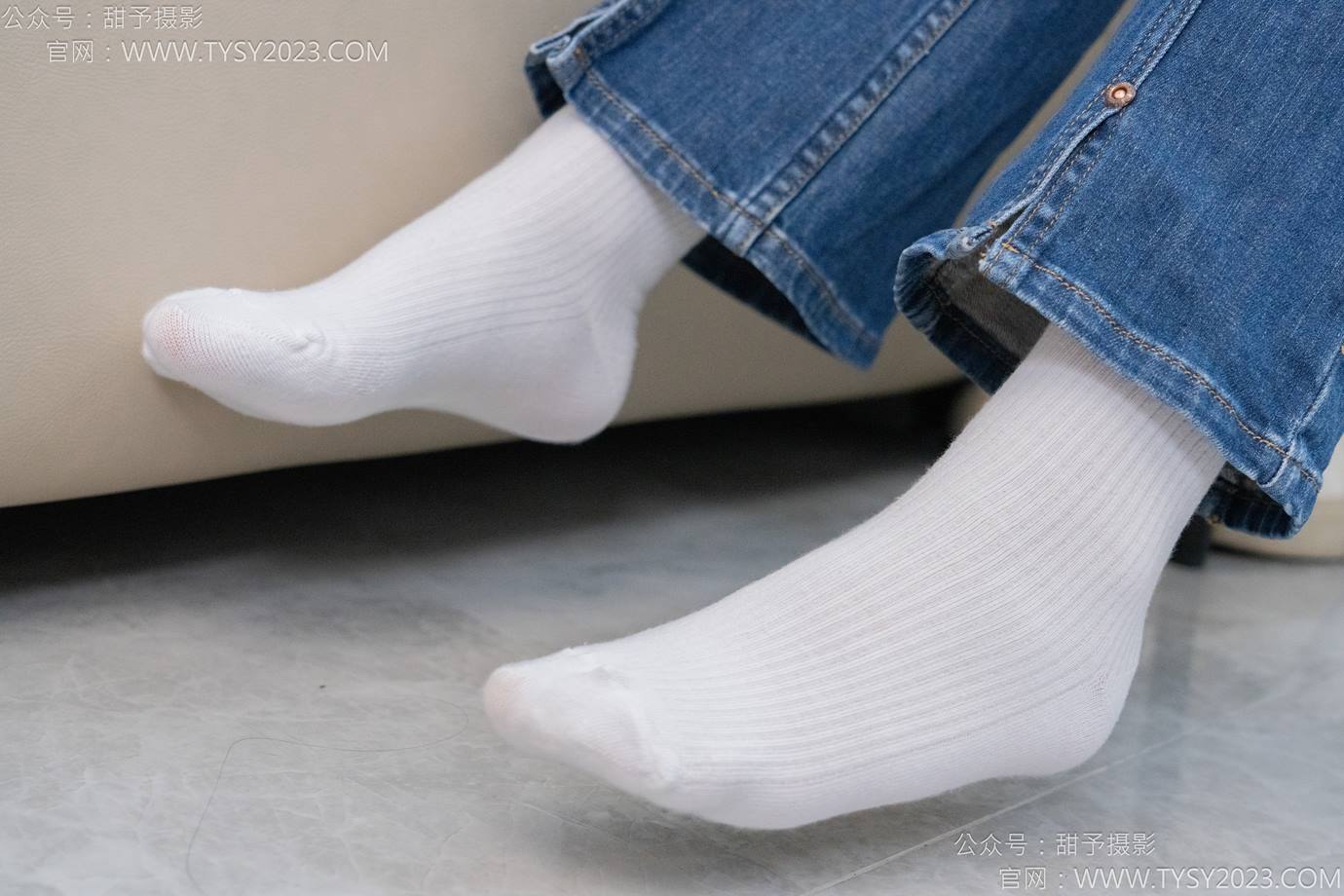 图片[33]-甜予摄影 NO.132 诺诺-板鞋、白棉袜、裸足[97P] – 速更版-美库