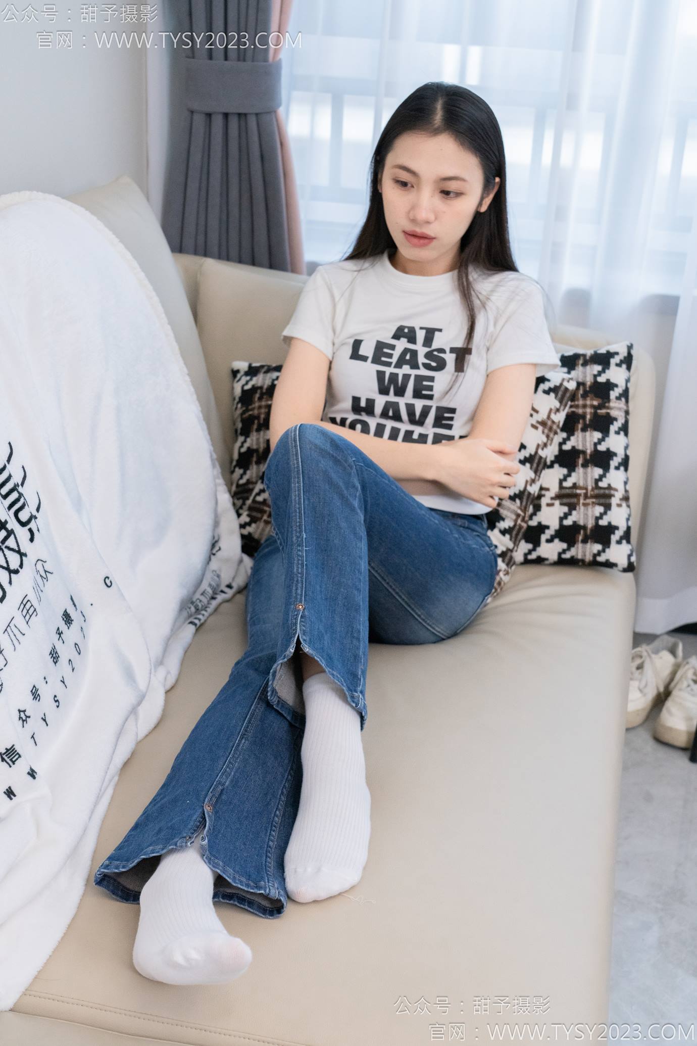 图片[34]-甜予摄影 NO.132 诺诺-板鞋、白棉袜、裸足[97P] – 速更版-美库