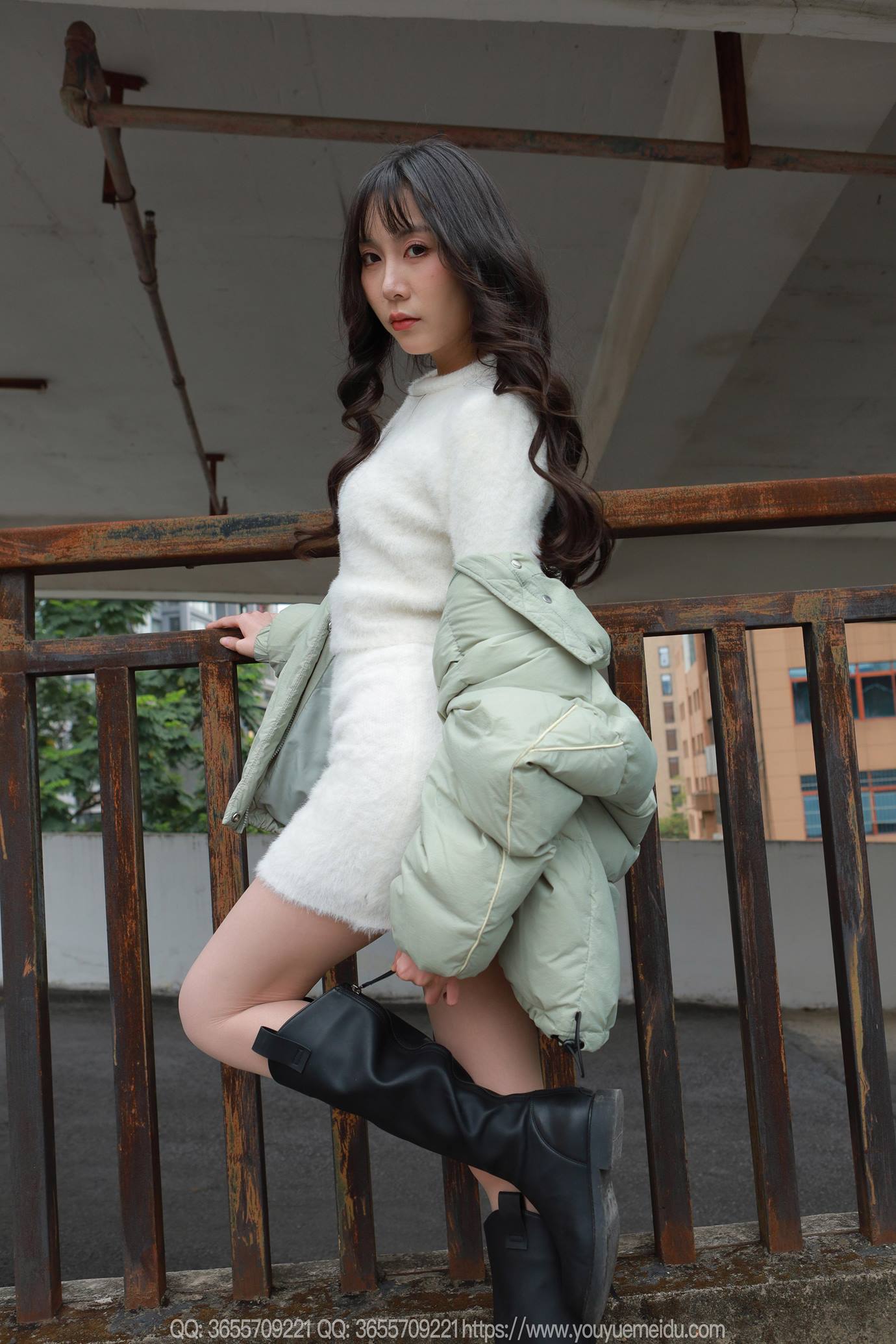 图片[24]-[IESS异思趣向] 2025.04.02 丝享家2017：团团《长靴包臀裙（上）》[88P] – 速更版-美库