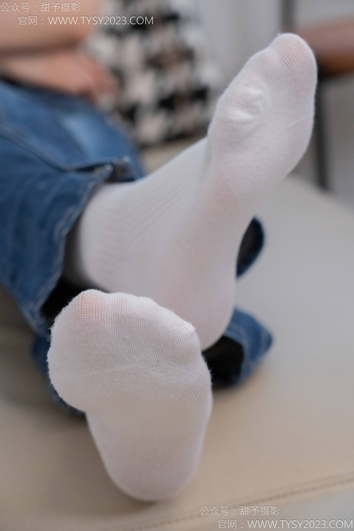 图片[51]-甜予摄影 NO.132 诺诺-板鞋、白棉袜、裸足[97P] – 速更版-美库