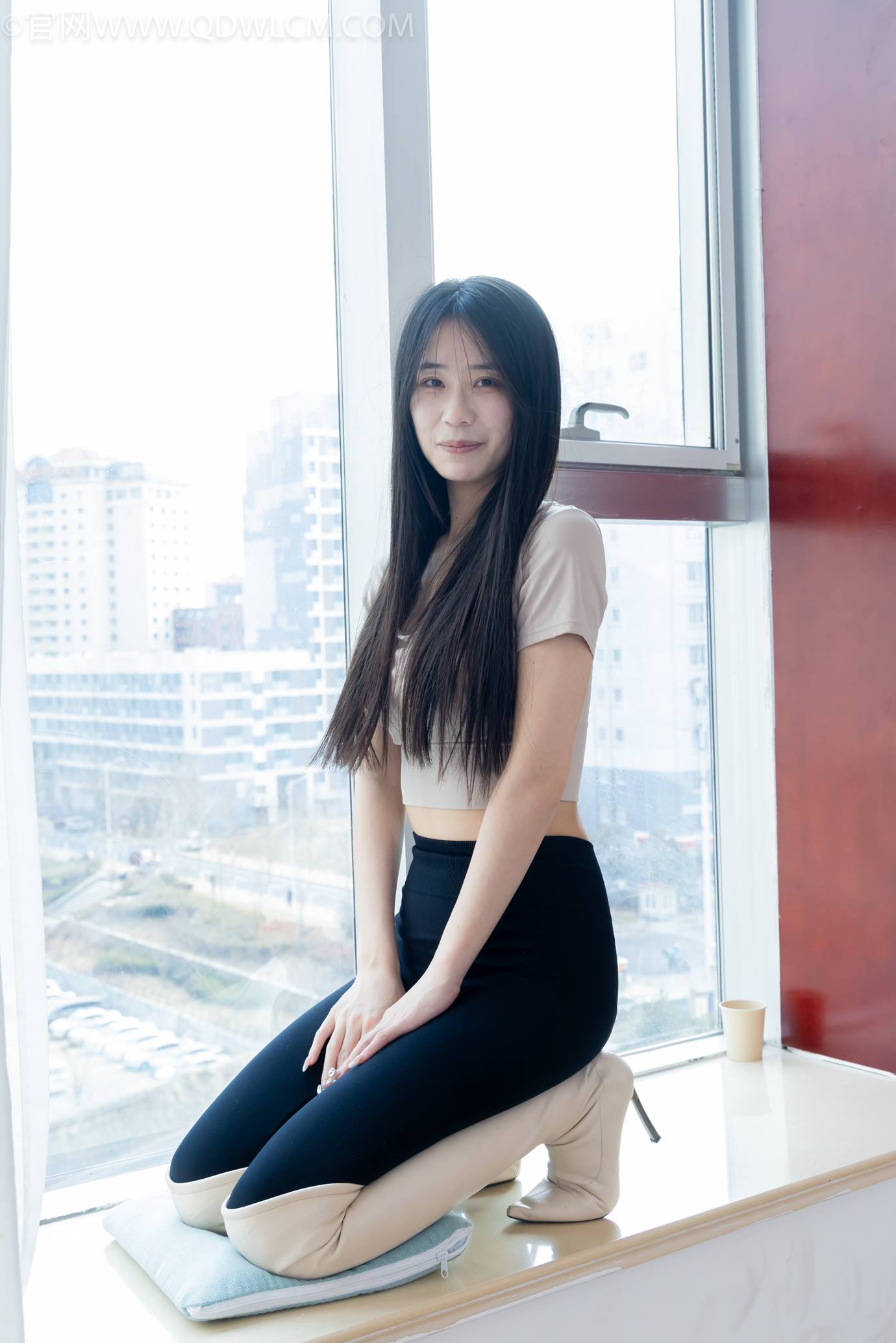 图片[35]-物恋传媒 NO.2305 菜菜-高跟长靴、短白棉袜、裸足[152P] – 速更版-美库