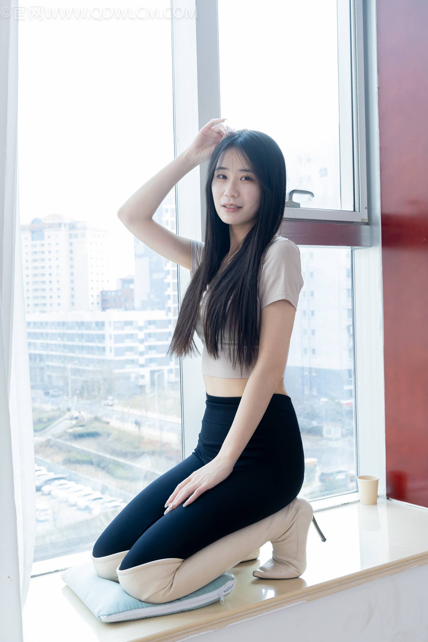 图片[36]-物恋传媒 NO.2305 菜菜-高跟长靴、短白棉袜、裸足[152P] – 速更版-美库